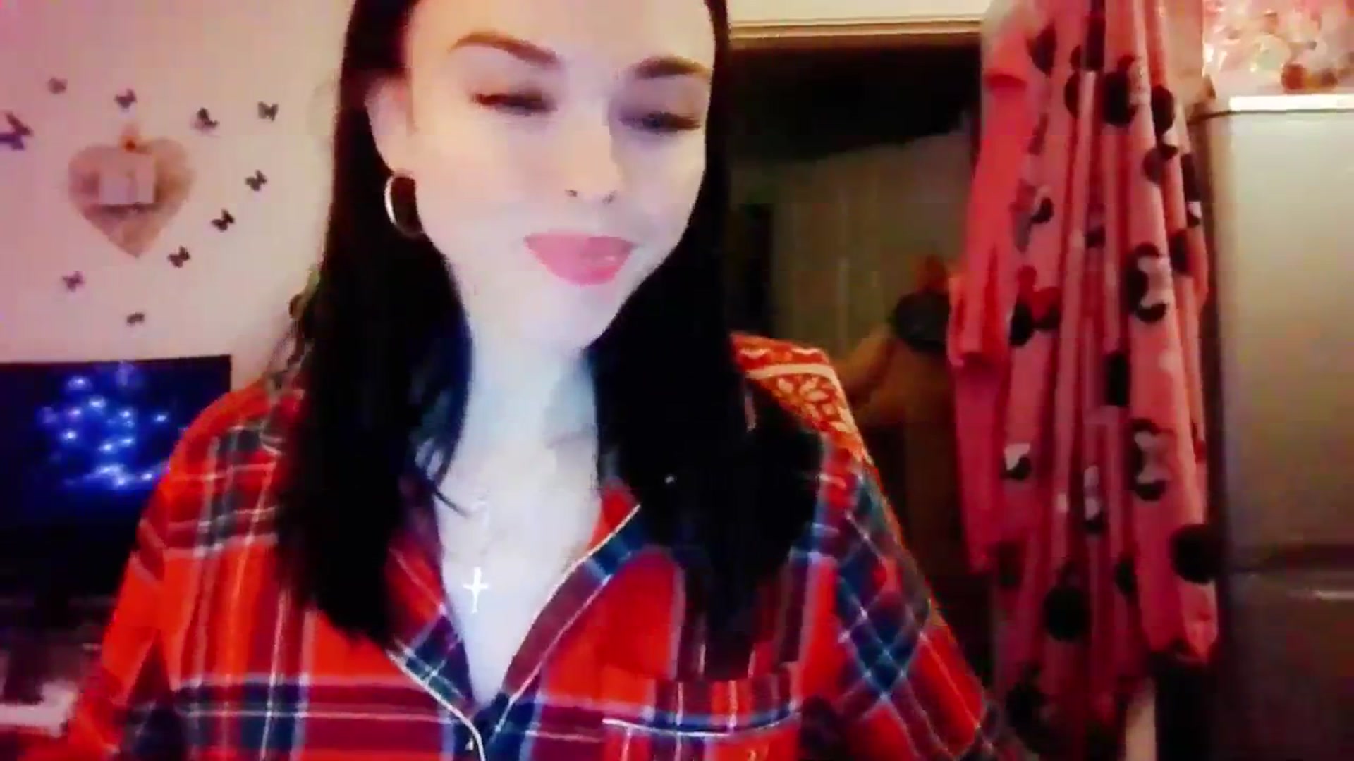 Gallery image thumbnail from MissMistletoe's myfreecams stream on, 12/31/2023, 20:05 image 10 of 20