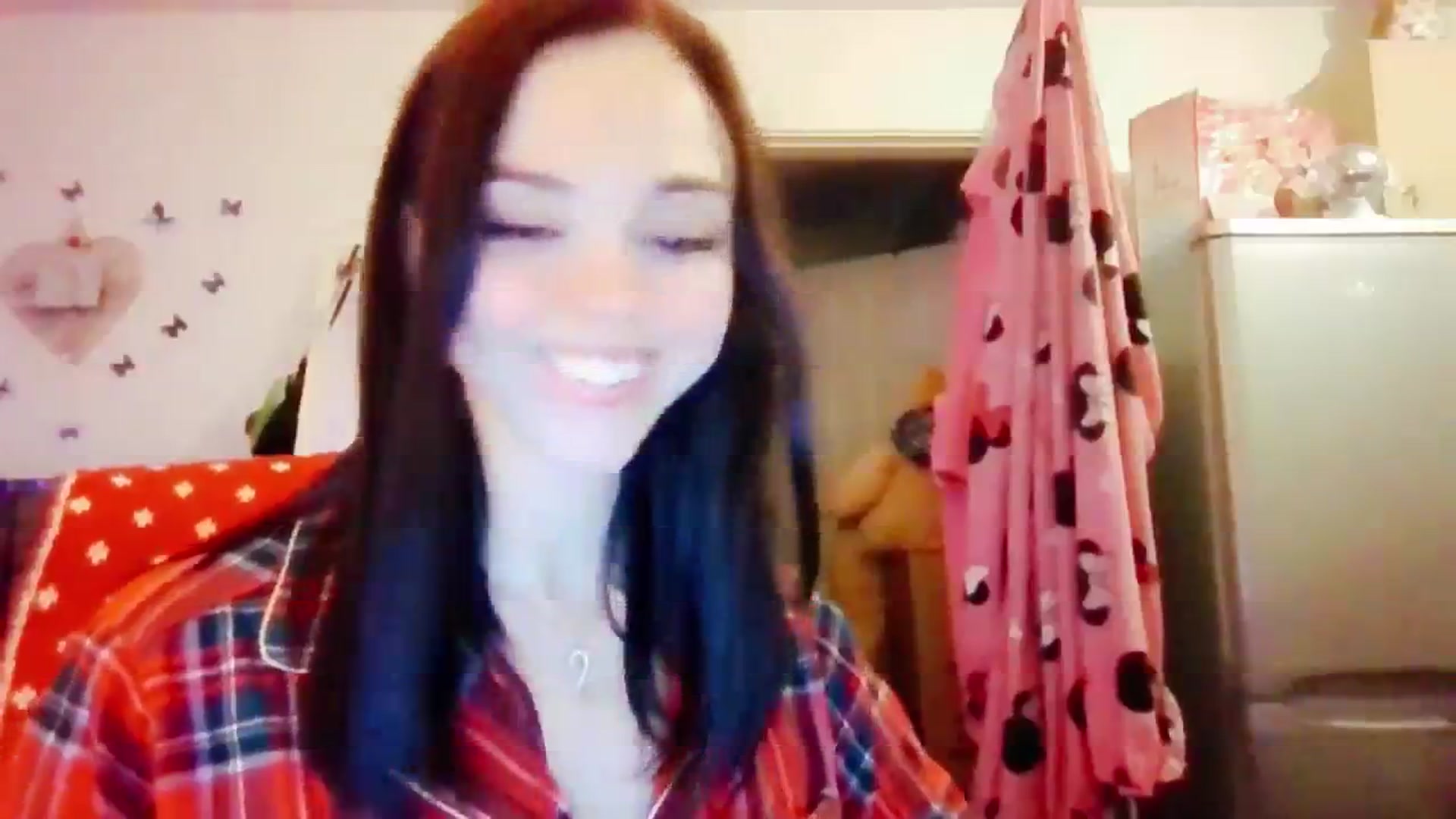 Gallery image thumbnail from MissMistletoe's myfreecams stream on, 12/31/2023, 23:37 image 7 of 20