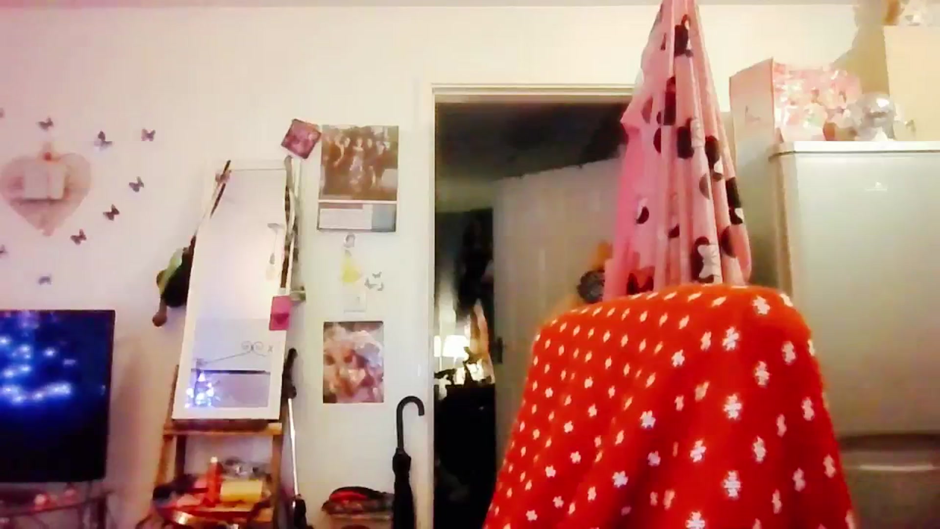 Gallery image thumbnail from MissMistletoe's myfreecams stream on, 12/31/2023, 23:37 image 20 of 20