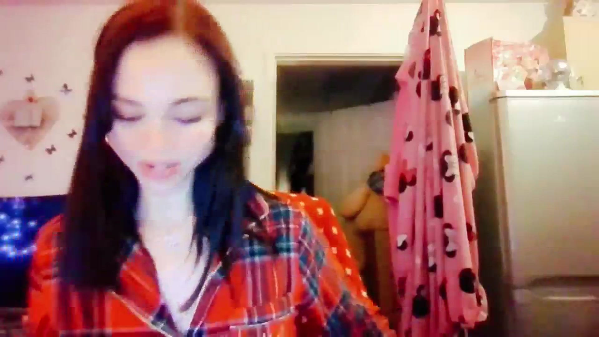 Gallery image thumbnail from MissMistletoe's myfreecams stream on, 12/31/2023, 23:37 image 3 of 20