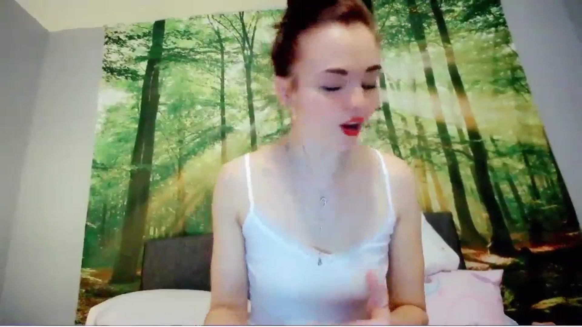 Gallery image thumbnail from MissMistletoe's myfreecams stream on, 02/08/2024, 10:11 image 4 of 20