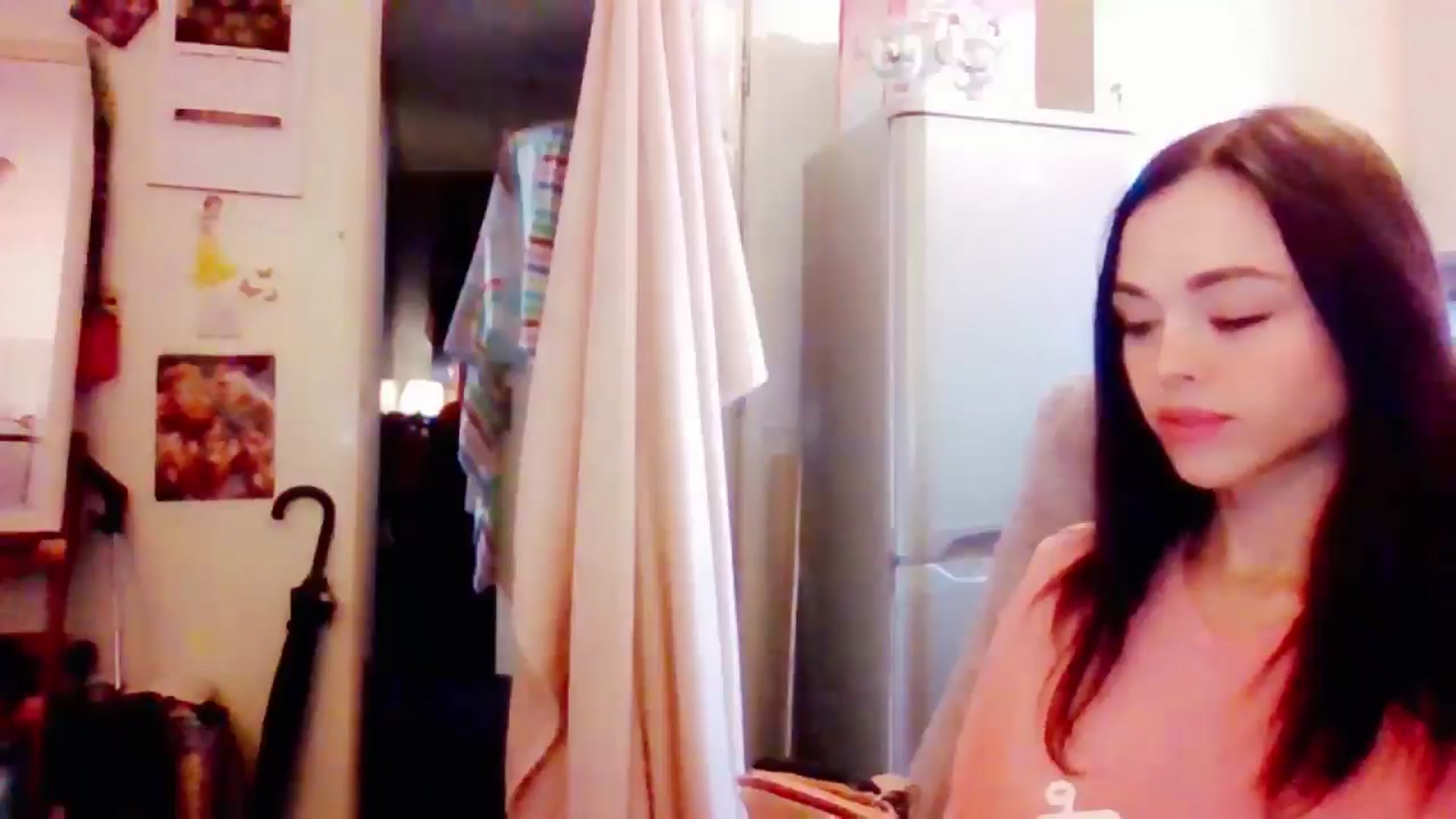 Gallery image thumbnail from MissMistletoe's myfreecams stream on, 05/29/2024, 15:34 image 9 of 20
