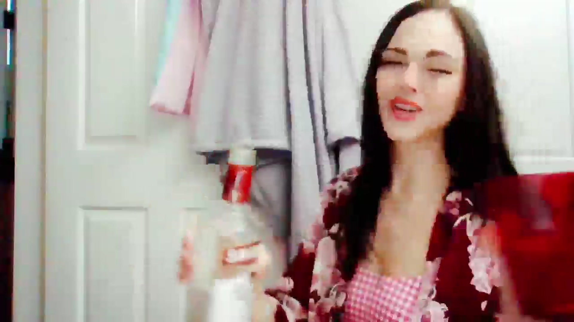 Gallery image thumbnail from MissMistletoe's myfreecams stream on, 07/09/2024, 19:43 image 7 of 20