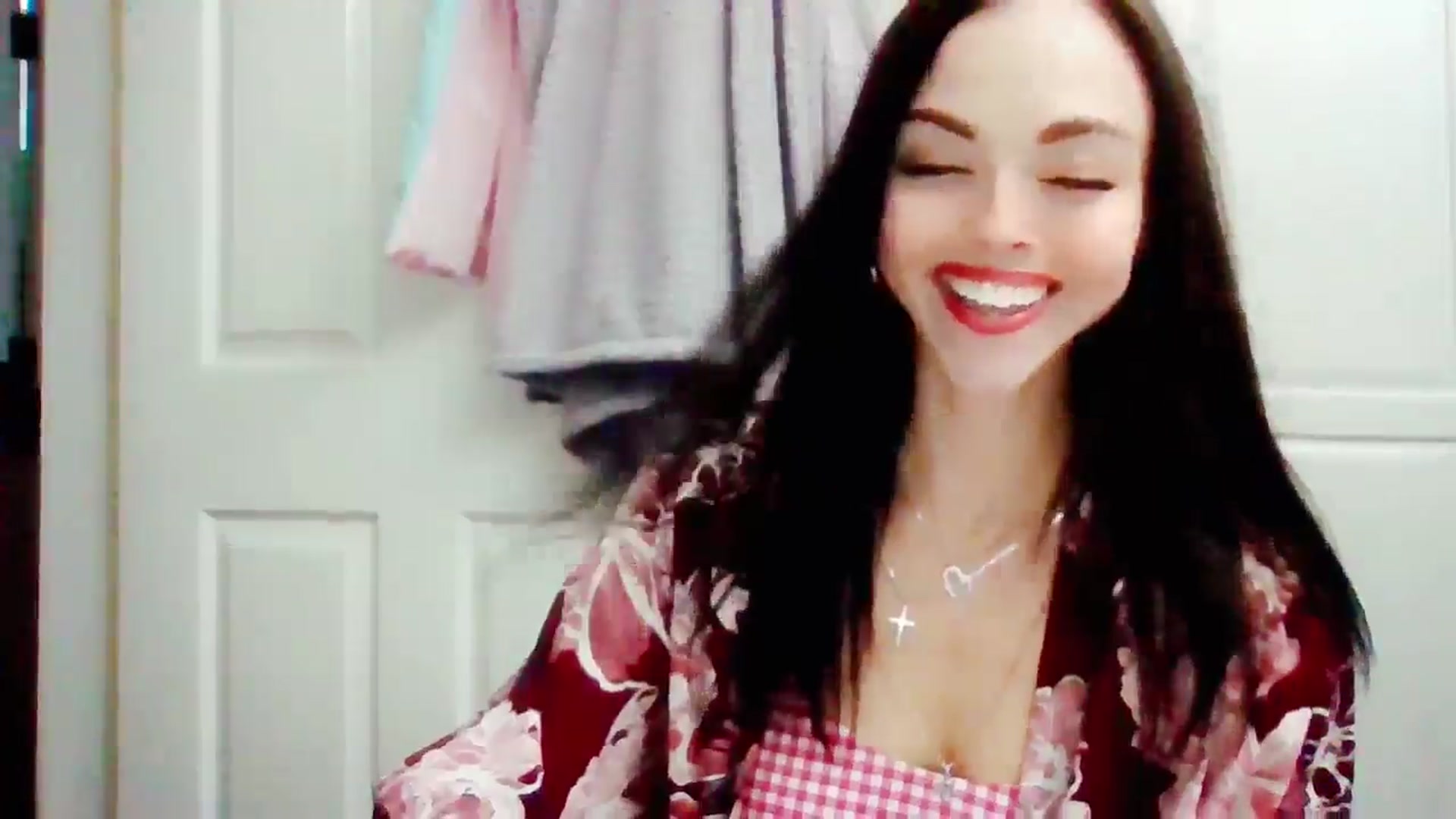 Gallery image thumbnail from MissMistletoe's myfreecams stream on, 07/09/2024, 19:43 image 5 of 20