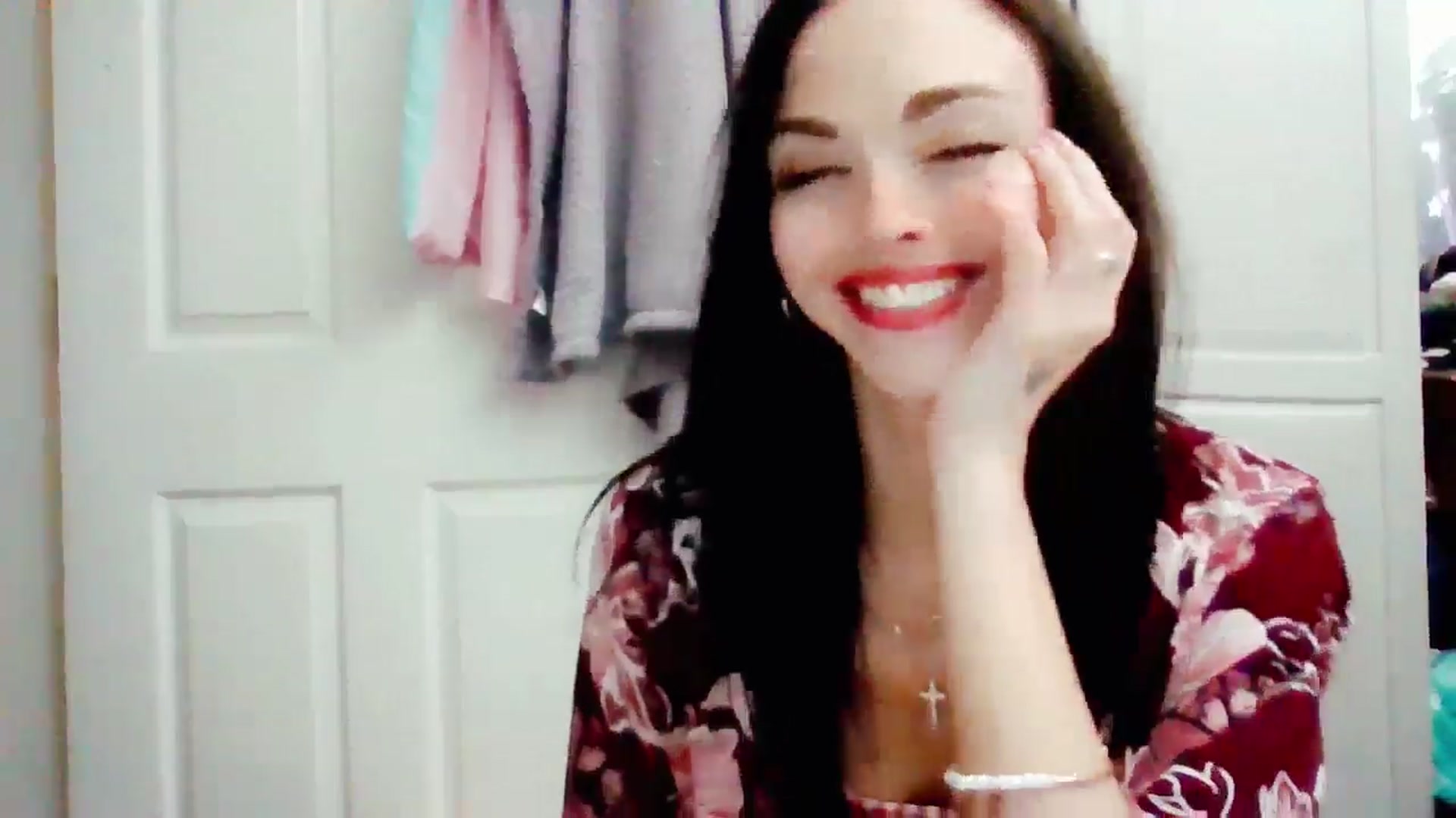 Gallery image thumbnail from MissMistletoe's myfreecams stream on, 07/10/2024, 24:01 image 10 of 20