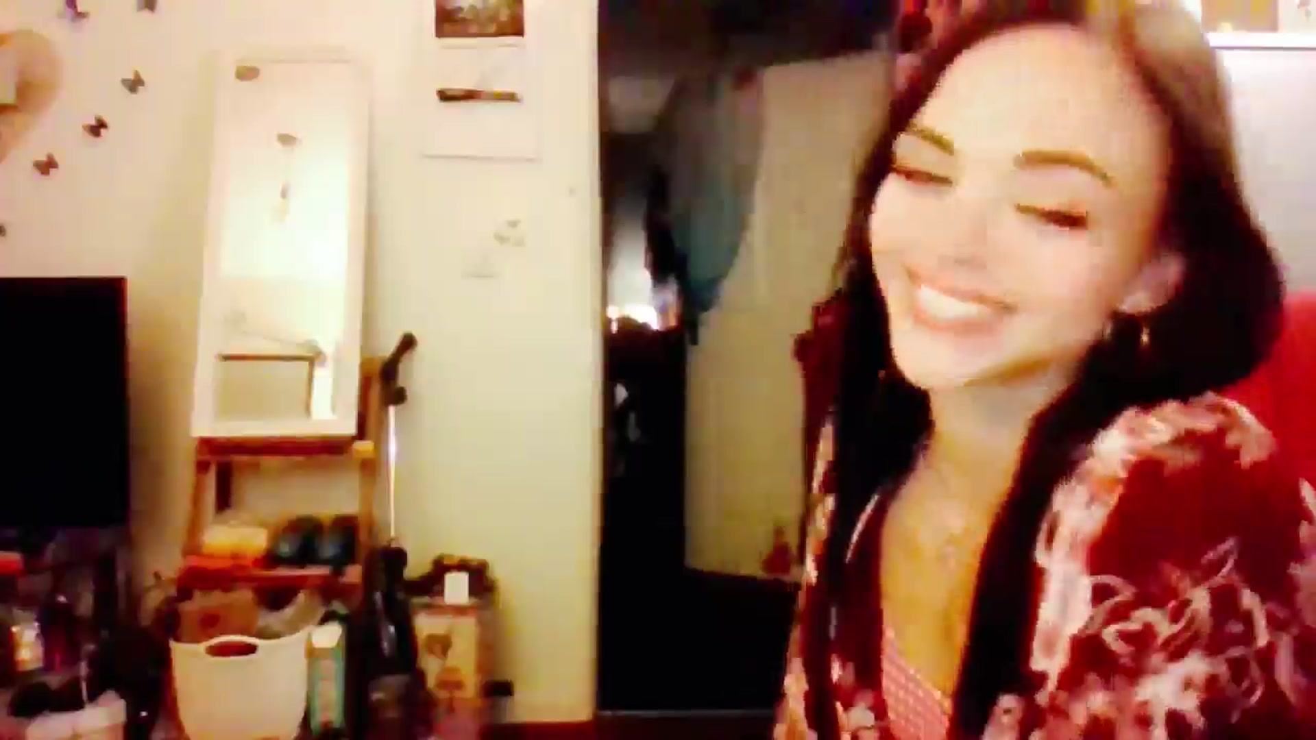 Gallery image thumbnail from MissMistletoe's myfreecams stream on, 07/10/2024, 01:51 image 17 of 20