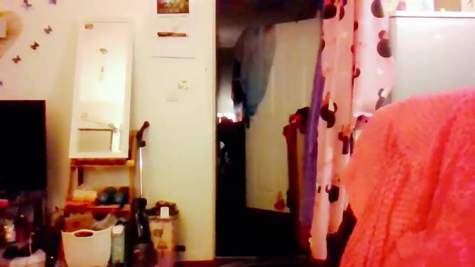 Gallery image thumbnail from MissMistletoe's myfreecams stream on, 07/10/2024, 01:51 image 18 of 20