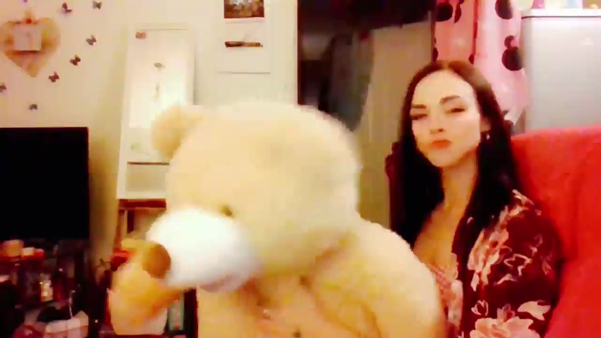Gallery image thumbnail from MissMistletoe's myfreecams stream on, 07/10/2024, 01:51 image 9 of 20