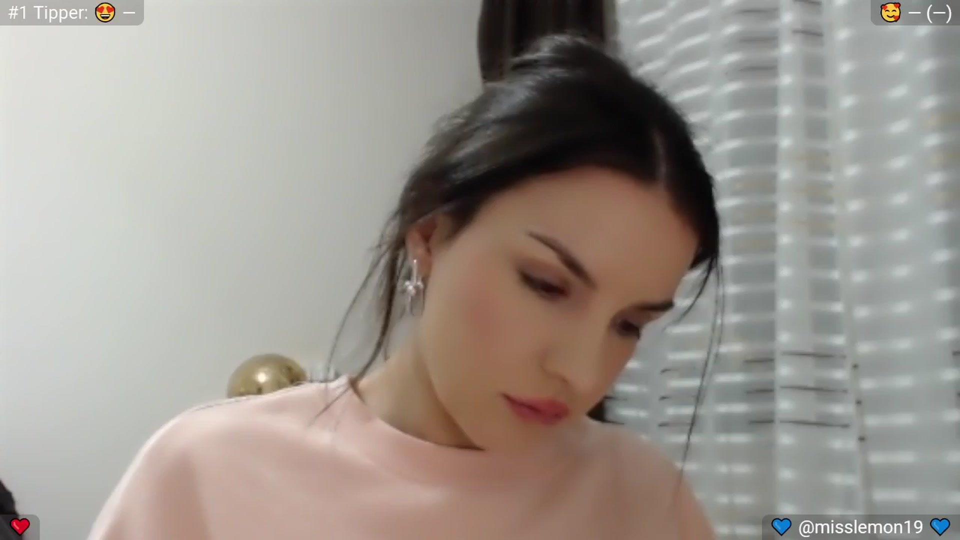 Gallery image thumbnail from MissMochi's myfreecams stream on, 03/02/2024, 23:11 image 2 of 20