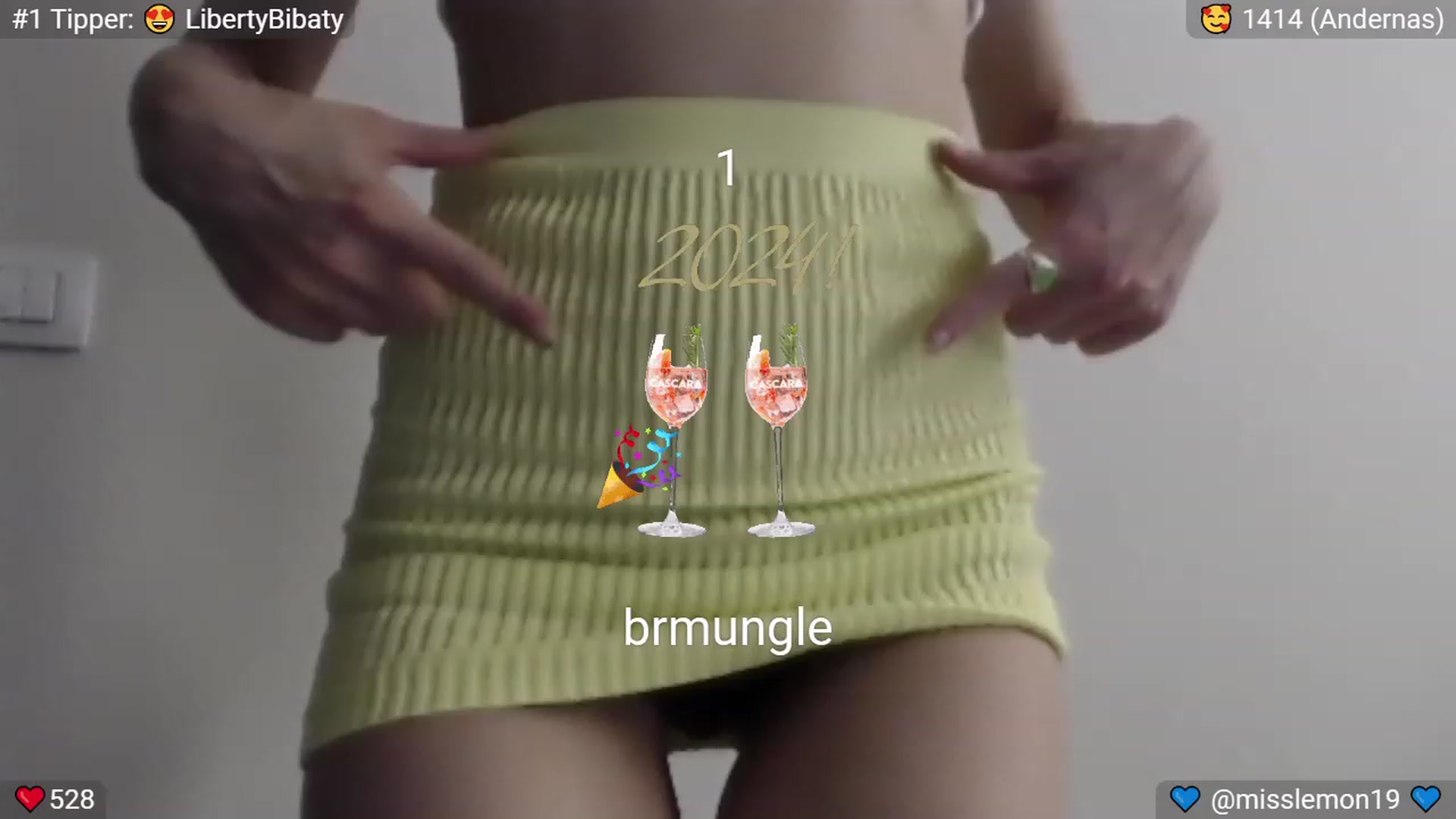 Gallery image thumbnail from MissMochi's myfreecams stream on, 03/17/2024, 01:58 image 15 of 20