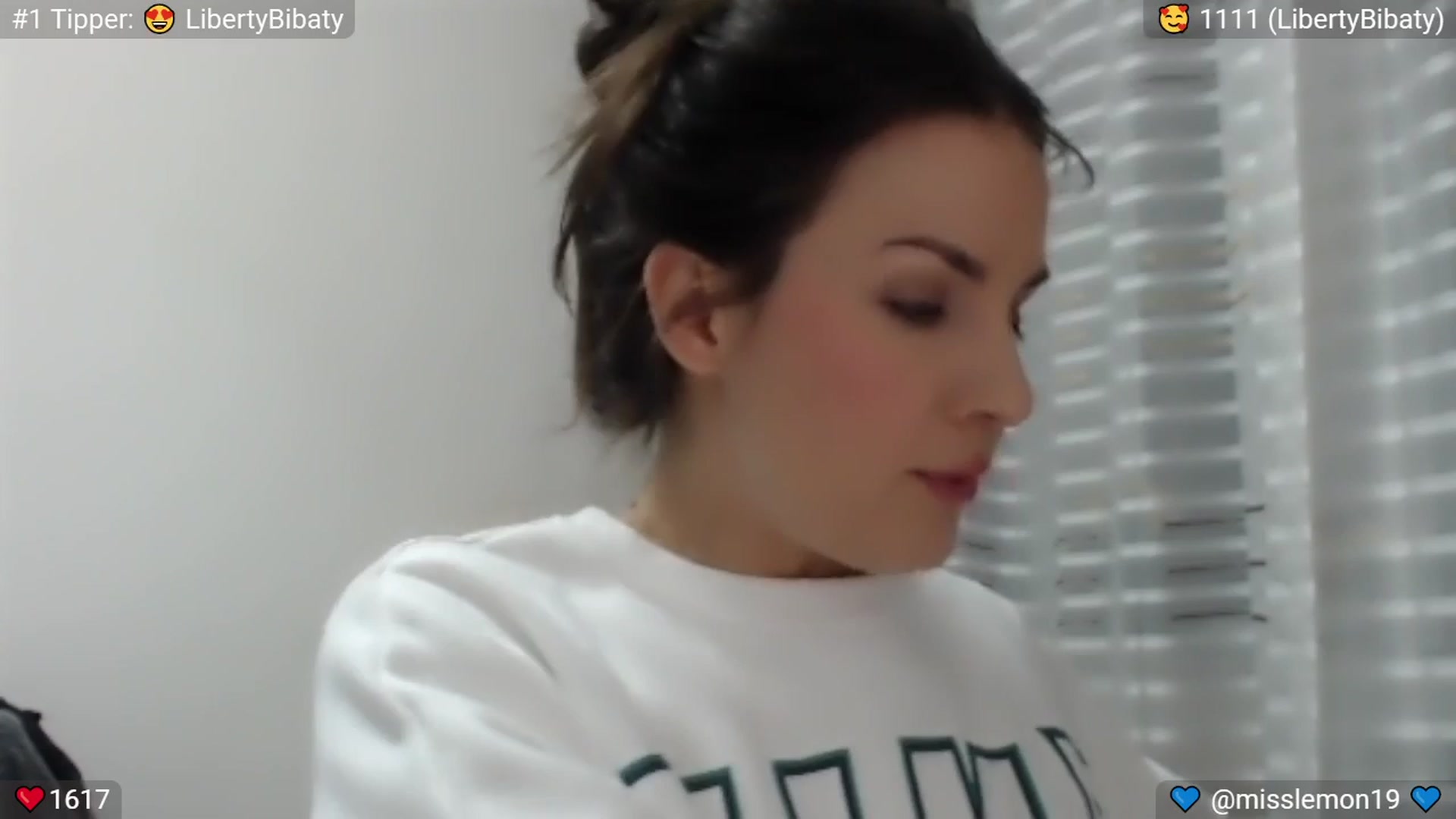 Gallery image thumbnail from MissMochi's myfreecams stream on, 04/07/2024, 22:53 image 6 of 20