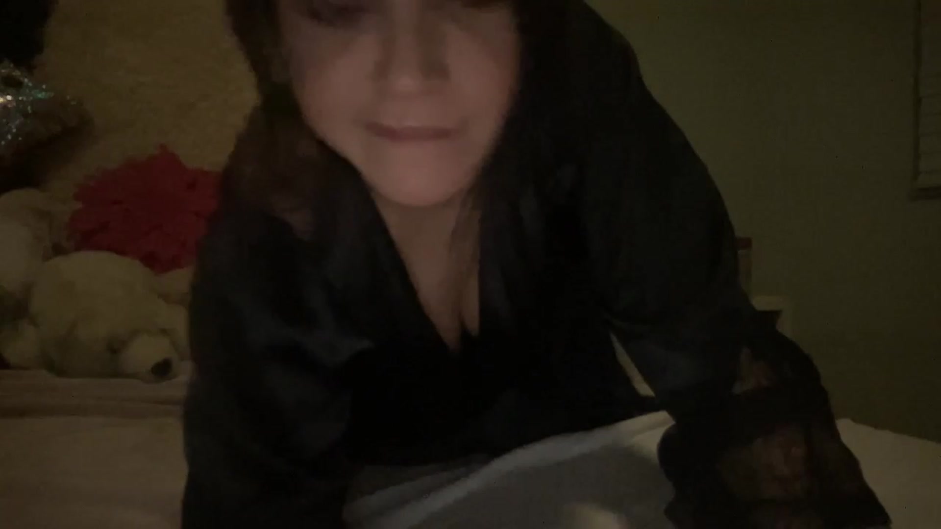 Gallery image thumbnail from MissNariman's myfreecams stream on, 11/22/2022, 03:43 image 15 of 20