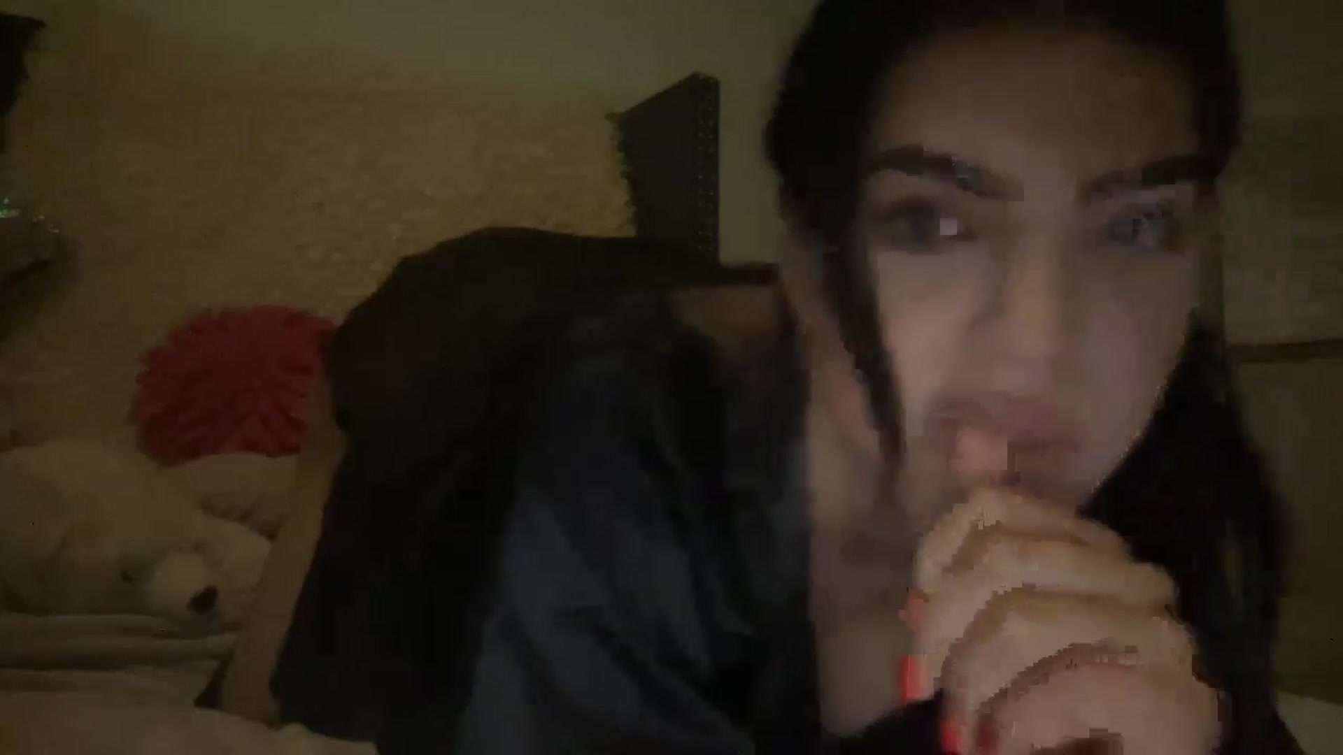 Gallery image thumbnail from MissNariman's myfreecams stream on, 11/22/2022, 03:58 image 17 of 20