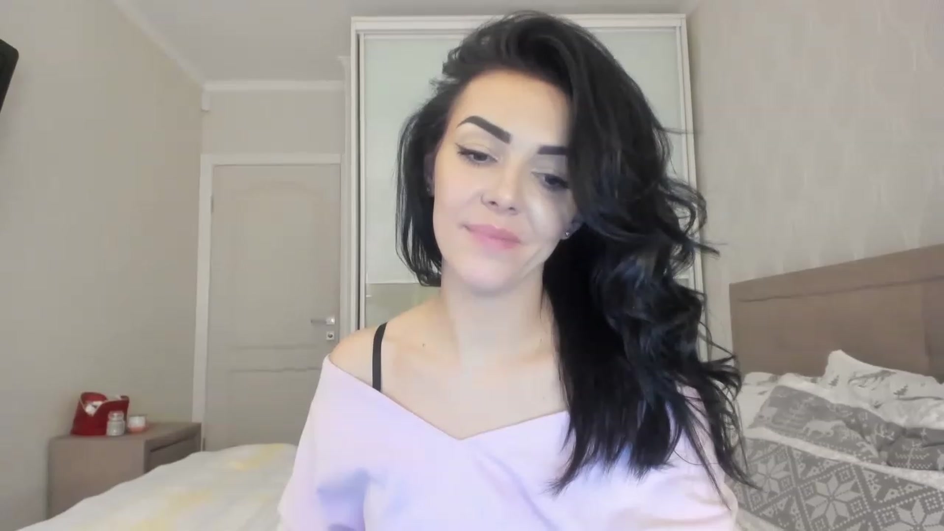 Gallery image thumbnail from MissNelly_'s myfreecams stream on, 11/19/2022, 17:36 image 14 of 20