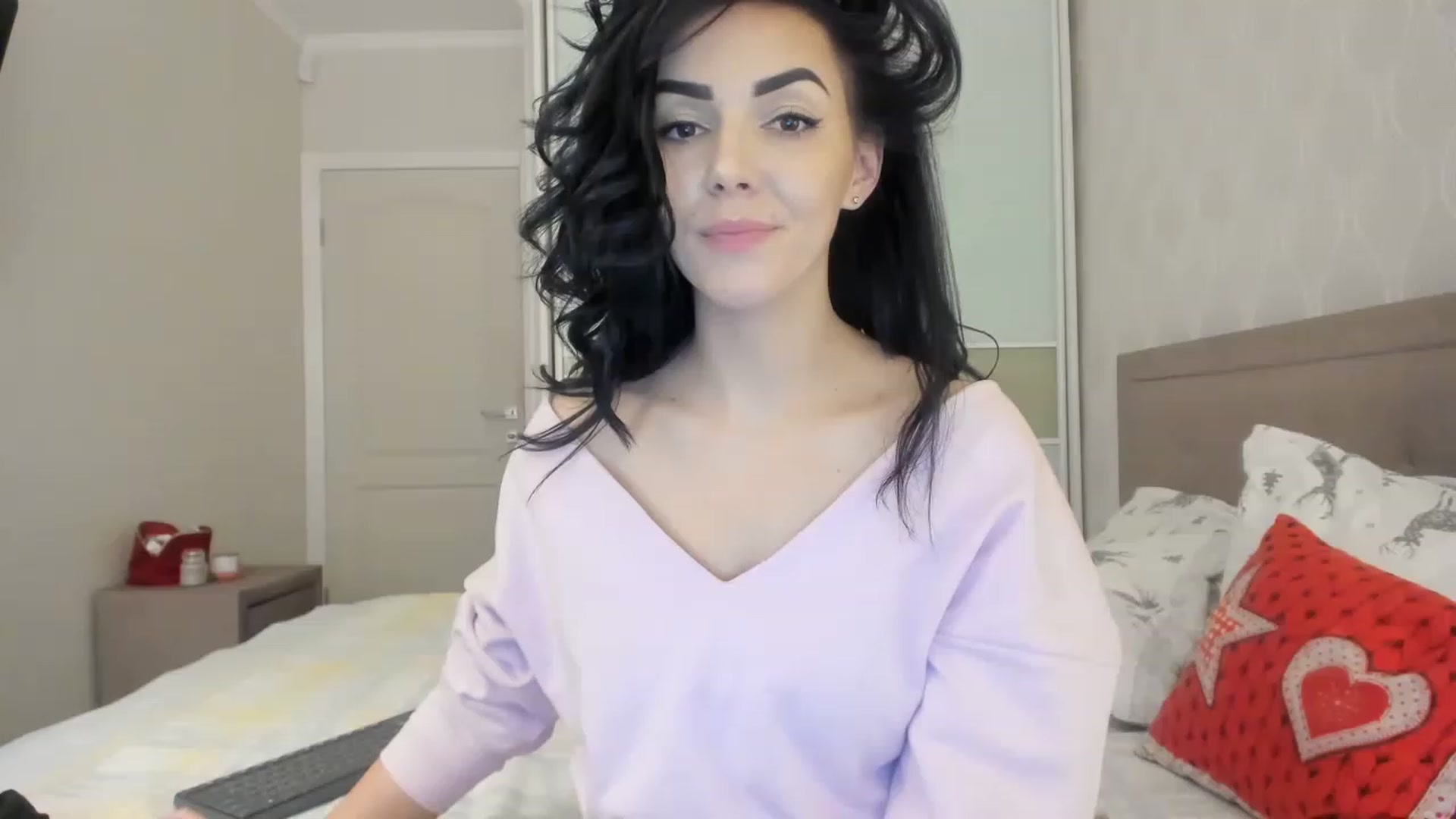 Gallery image thumbnail from MissNelly_'s myfreecams stream on, 11/19/2022, 17:57 image 19 of 20