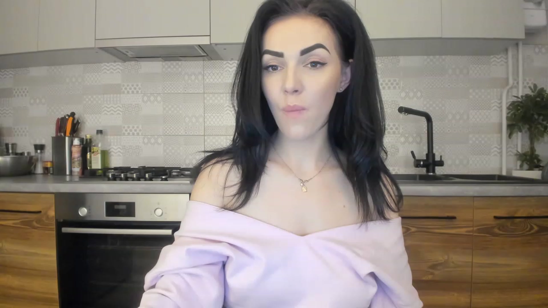 Gallery image thumbnail from MissNelly_'s myfreecams stream on, 12/11/2022, 15:03 image 18 of 20