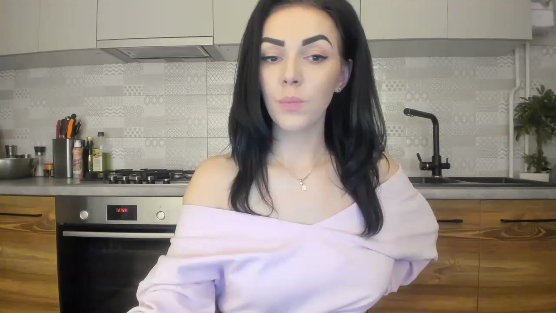 Gallery image thumbnail from MissNelly_'s myfreecams stream on, 12/11/2022, 15:03 image 20 of 20