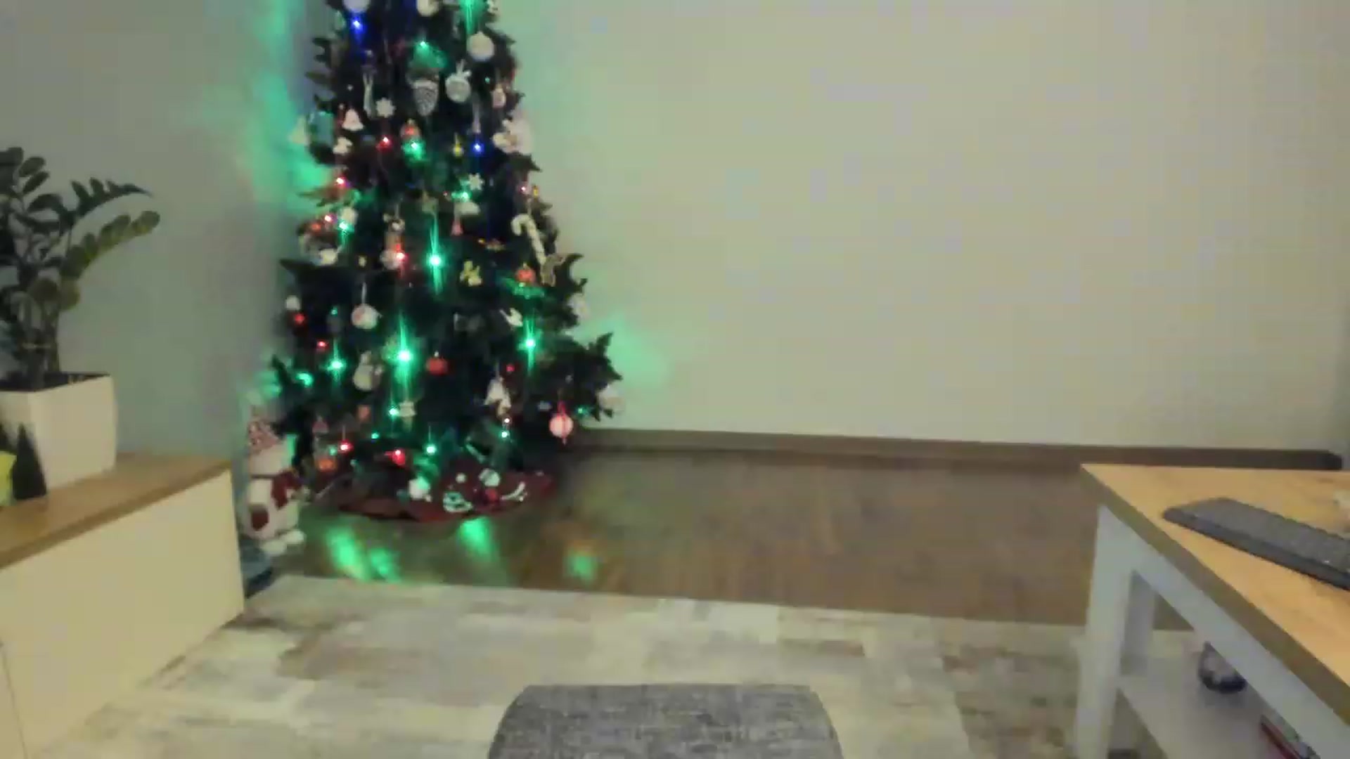 Gallery image thumbnail from MissNelly_'s myfreecams stream on, 12/18/2022, 20:46 image 20 of 20