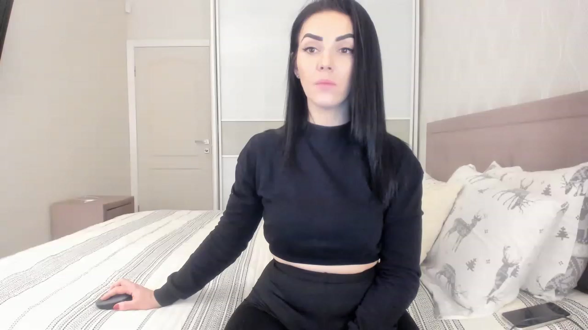 Gallery image thumbnail from MissNelly_'s myfreecams stream on, 12/20/2022, 18:20 image 1 of 20