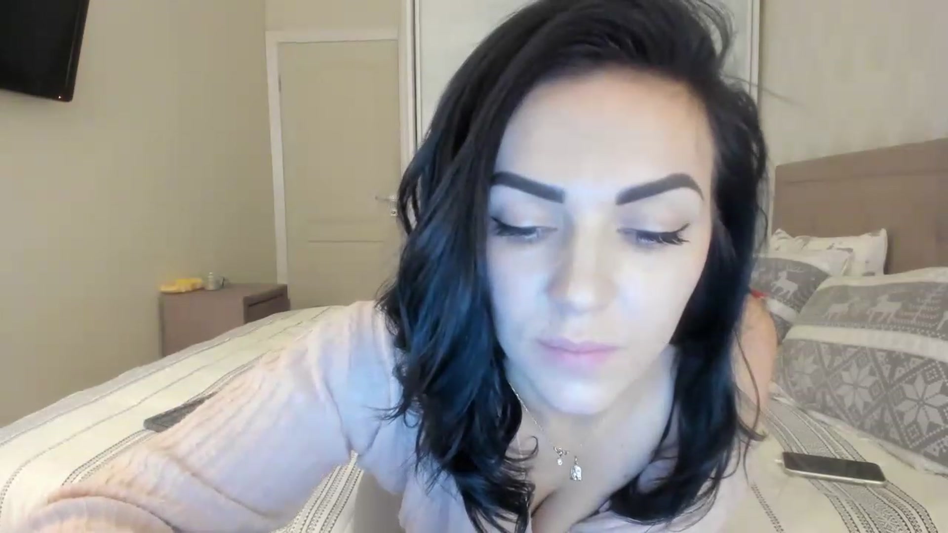 Gallery image thumbnail from MissNelly_'s myfreecams stream on, 12/23/2022, 18:22 image 20 of 20