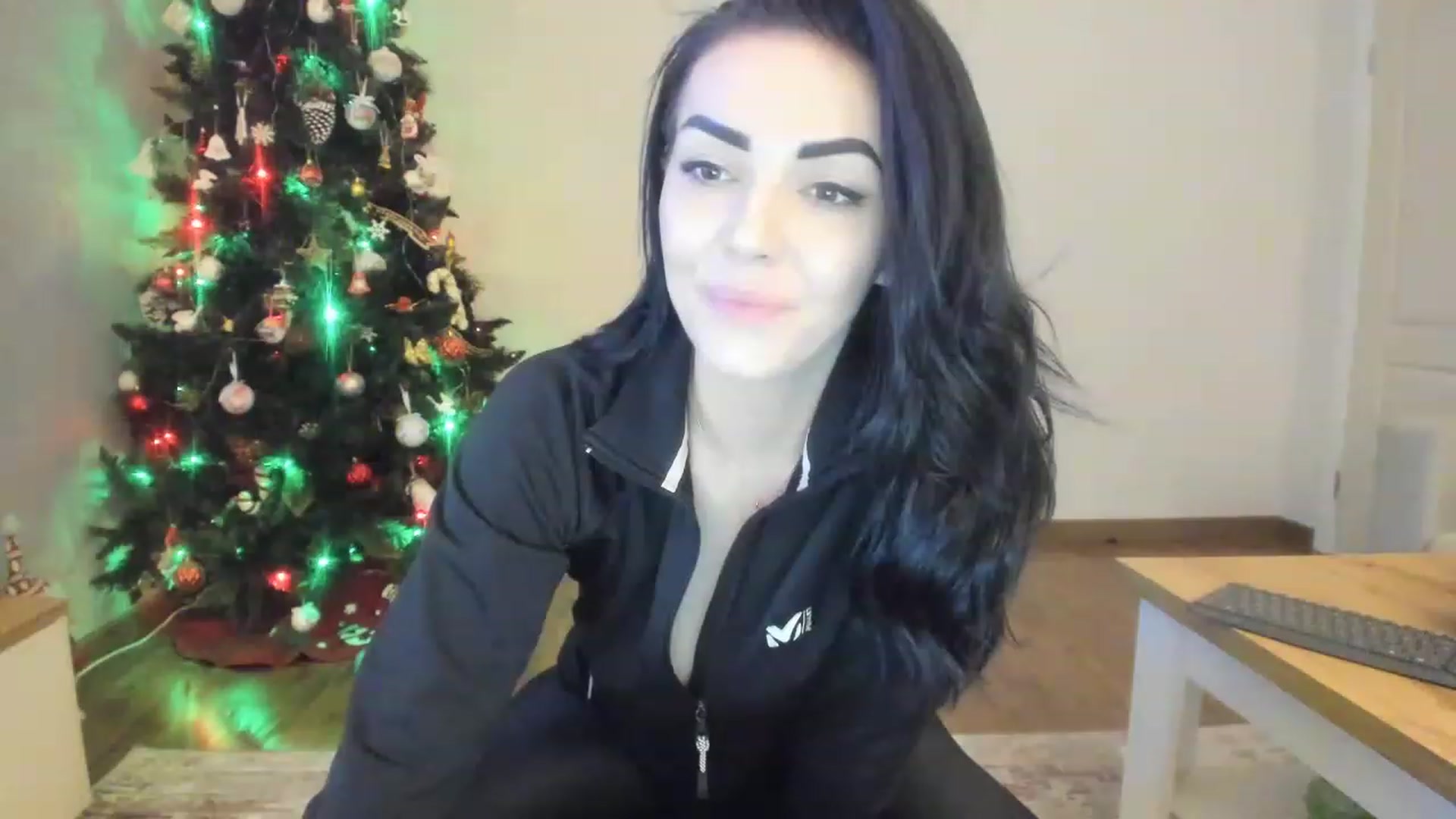 Gallery image thumbnail from MissNelly_'s myfreecams stream on, 12/26/2022, 22:15 image 14 of 20