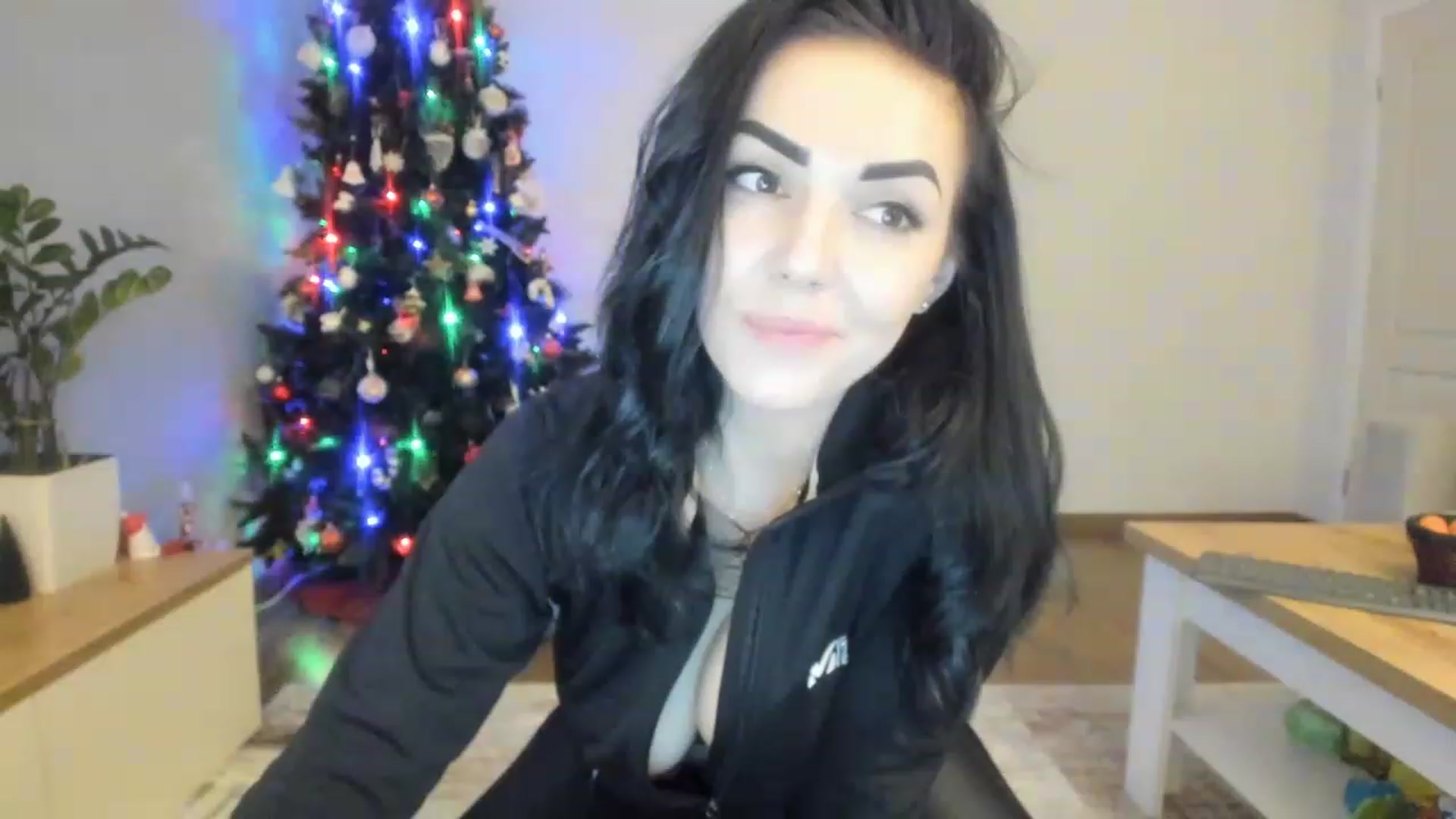 Gallery image thumbnail from MissNelly_'s myfreecams stream on, 12/26/2022, 22:15 image 2 of 20