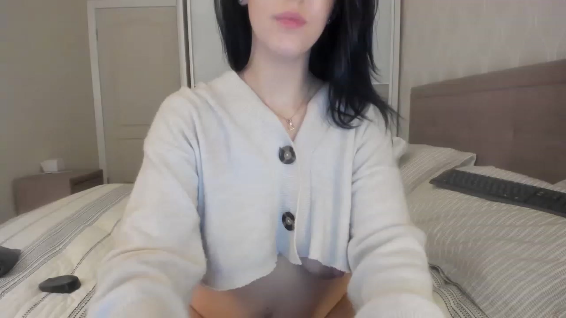 Gallery image thumbnail from MissNelly_'s myfreecams stream on, 01/13/2023, 18:32 image 15 of 20