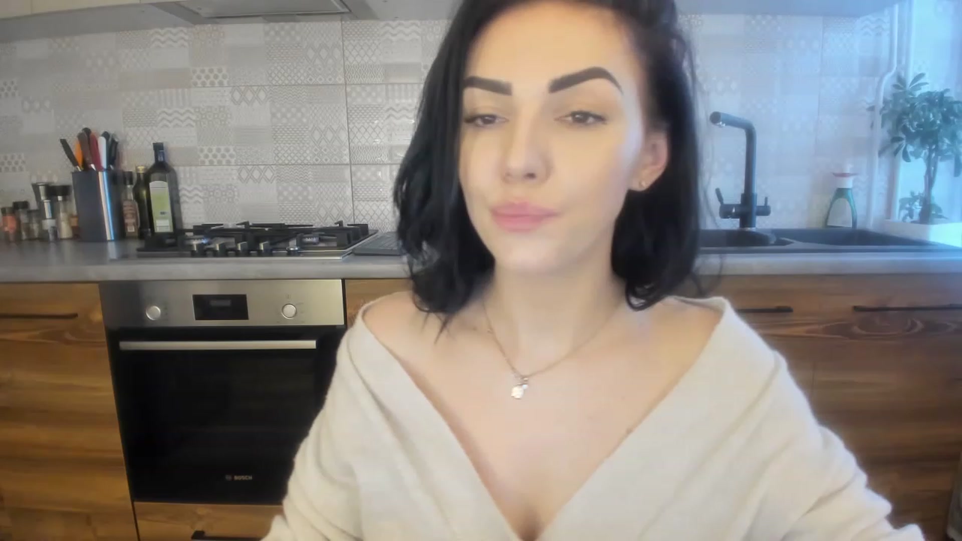Gallery image thumbnail from MissNelly_'s myfreecams stream on, 01/15/2023, 12:48 image 7 of 20