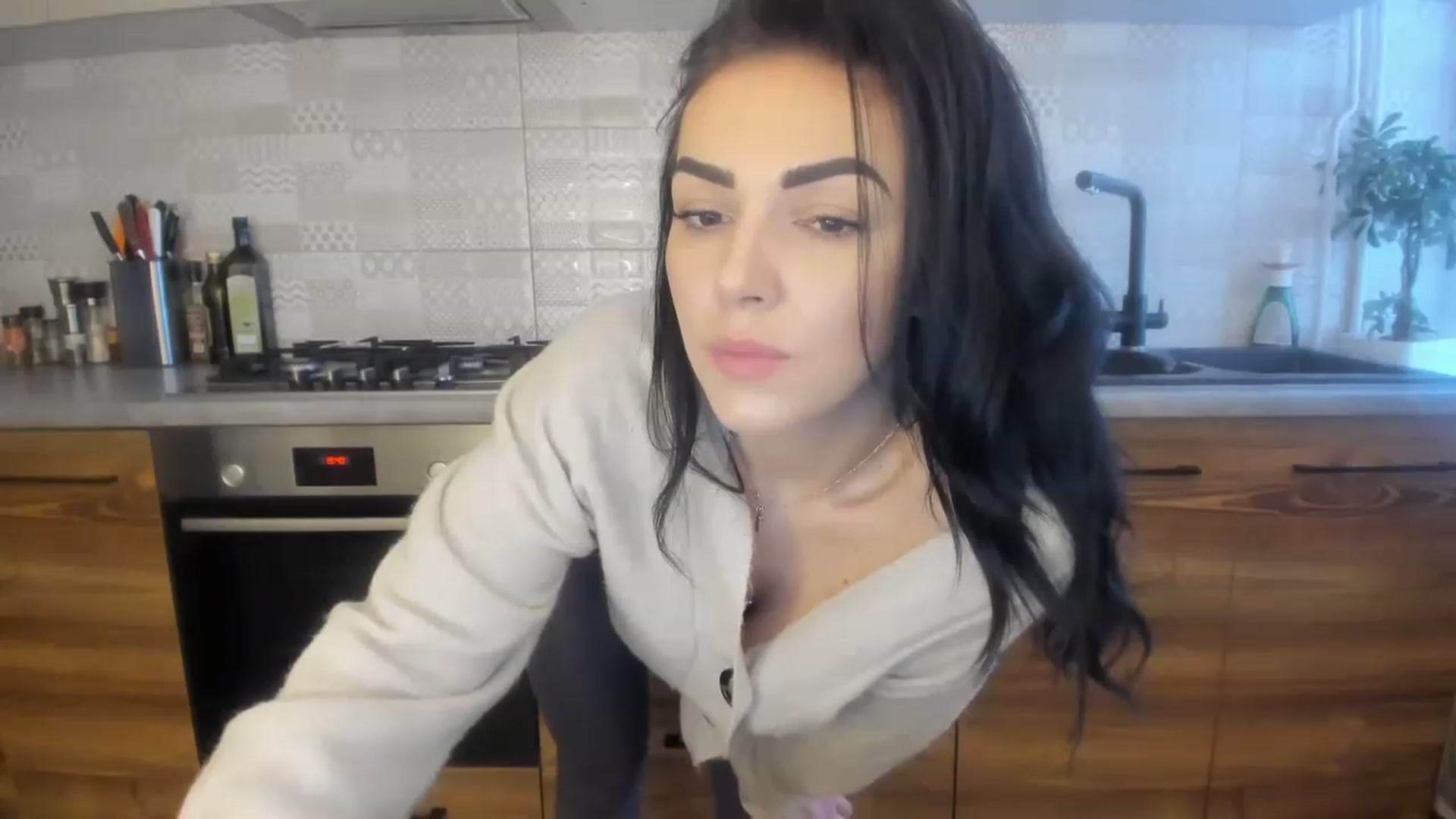 Gallery image thumbnail from MissNelly_'s myfreecams stream on, 01/15/2023, 12:48 image 13 of 20