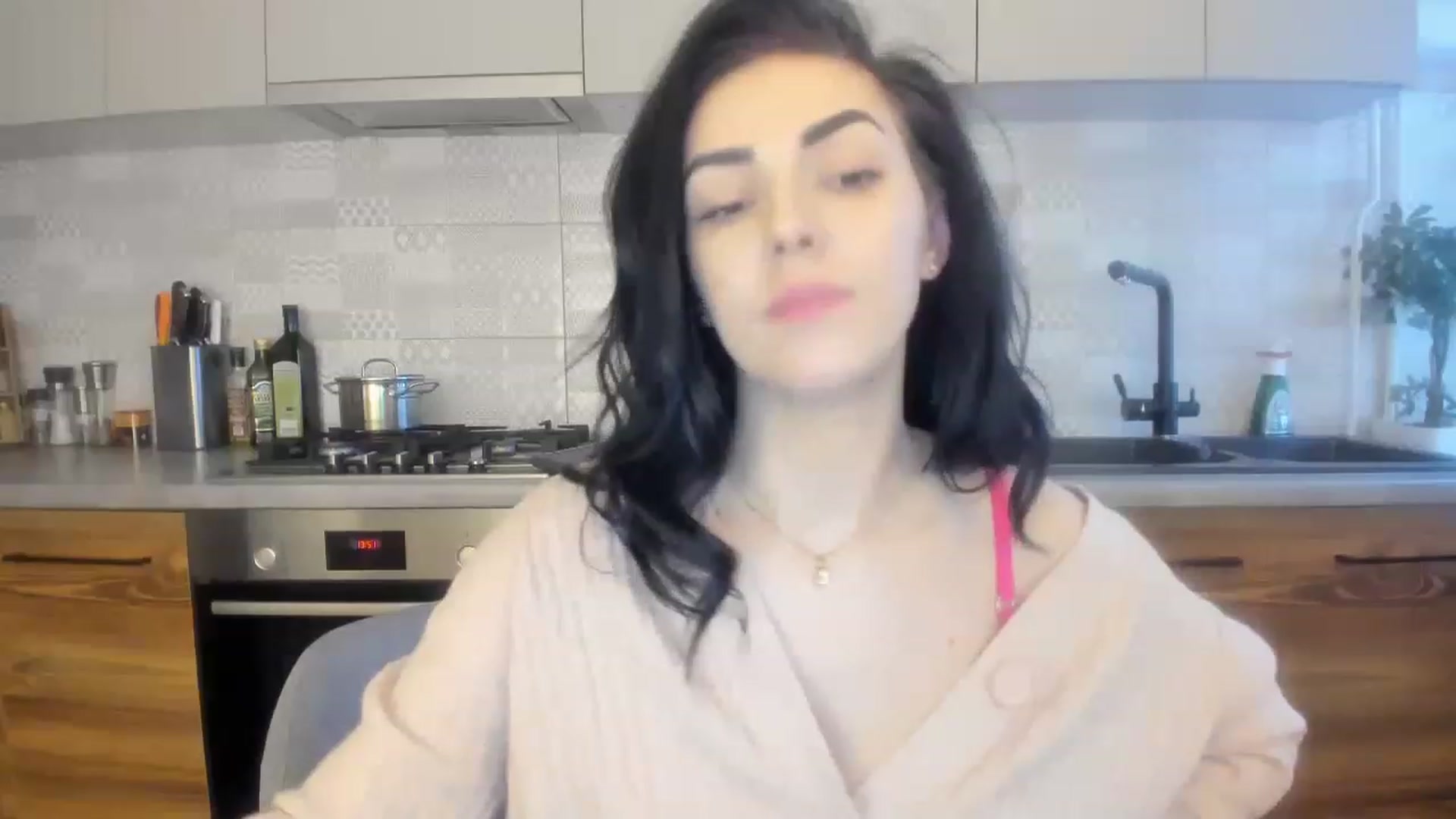 Gallery image thumbnail from MissNelly_'s myfreecams stream on, 01/21/2023, 13:12 image 18 of 20