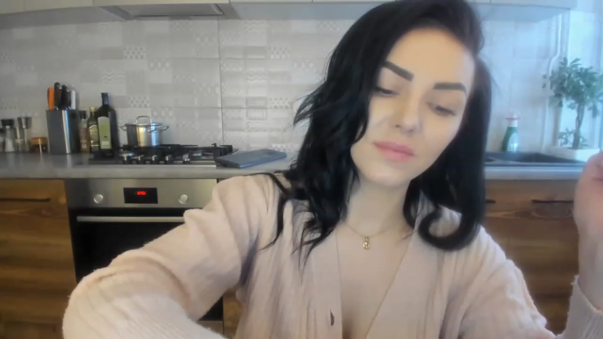 Gallery image thumbnail from MissNelly_'s myfreecams stream on, 01/21/2023, 13:12 image 7 of 20