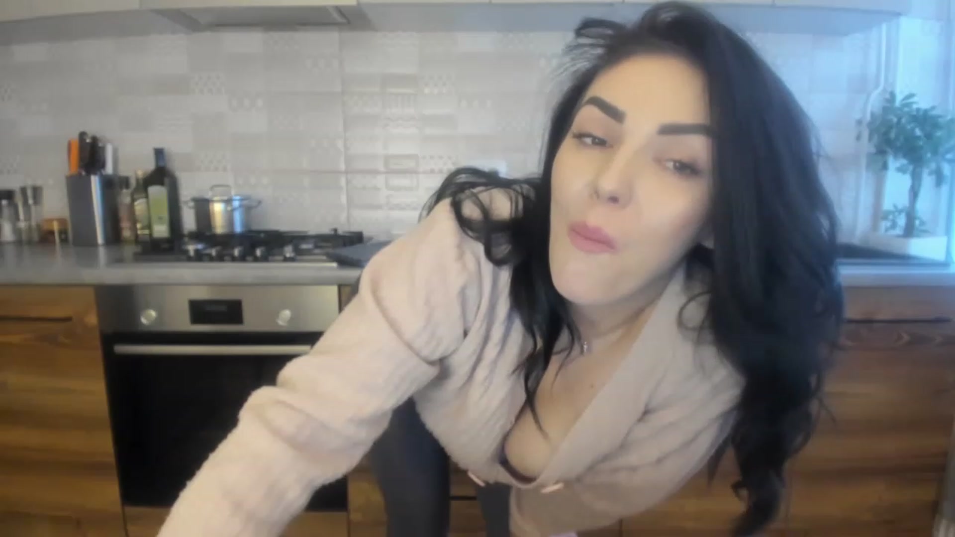 Gallery image thumbnail from MissNelly_'s myfreecams stream on, 01/21/2023, 13:12 image 11 of 20