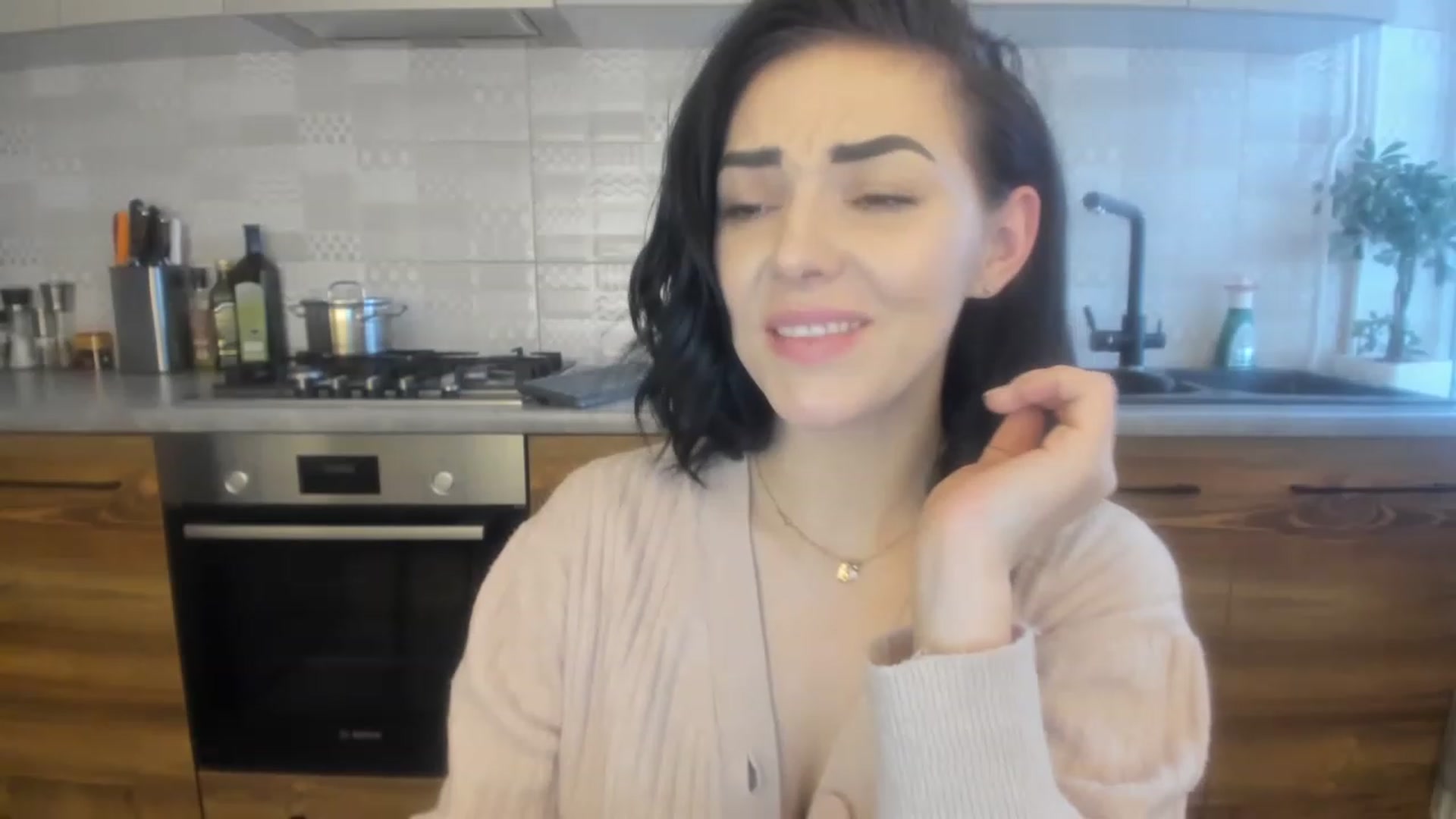Gallery image thumbnail from MissNelly_'s myfreecams stream on, 01/21/2023, 13:12 image 9 of 20