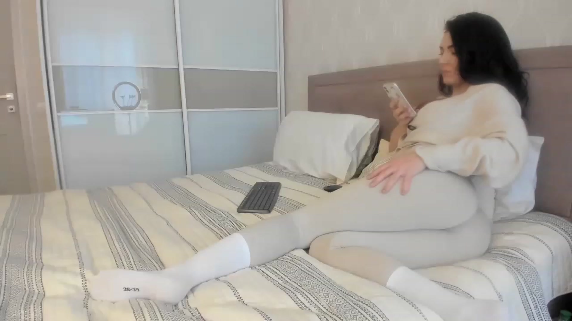 Gallery image thumbnail from MissNelly_'s myfreecams stream on, 01/22/2023, 13:42 image 18 of 20