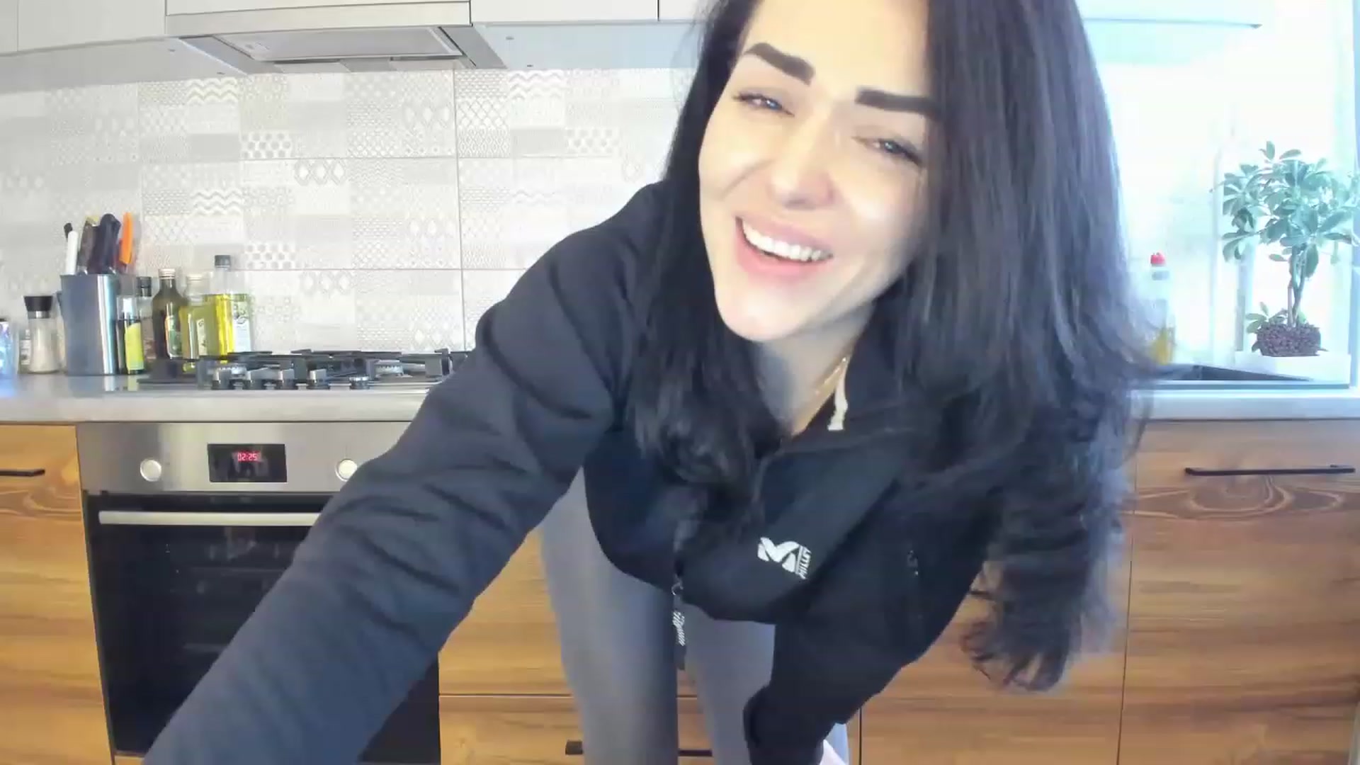Gallery image thumbnail from MissNelly_'s myfreecams stream on, 02/05/2023, 11:34 image 2 of 20