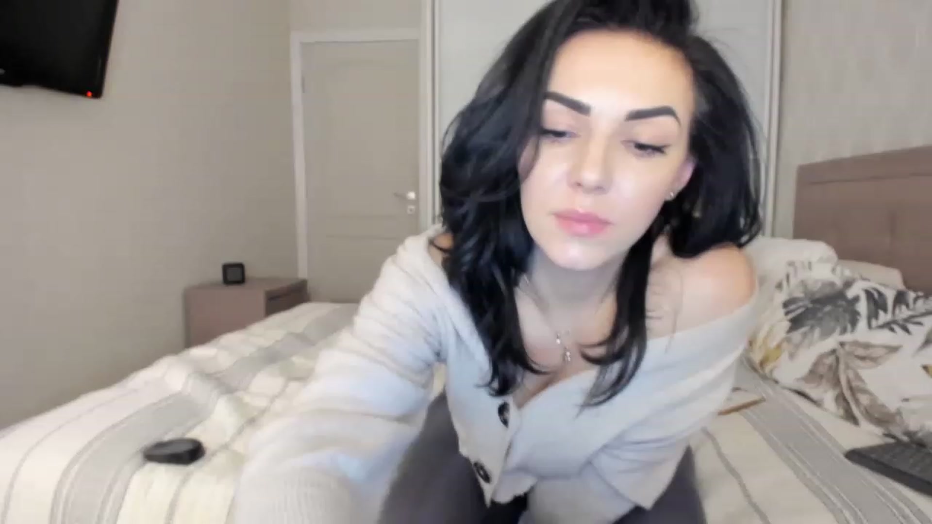 Gallery image thumbnail from MissNelly_'s myfreecams stream on, 02/11/2023, 18:24 image 11 of 20