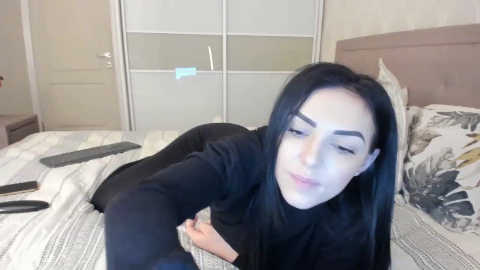 Gallery image thumbnail from MissNelly_'s myfreecams stream on, 02/15/2023, 17:26 image 19 of 20