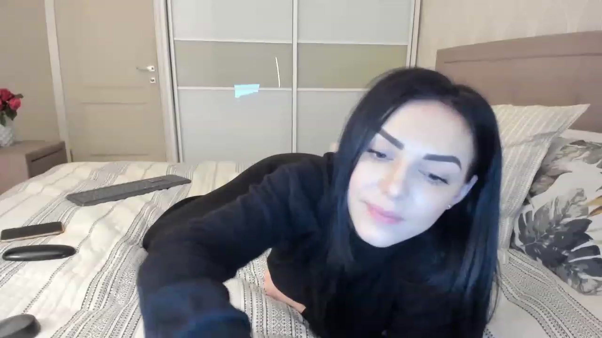 Gallery image thumbnail from MissNelly_'s myfreecams stream on, 02/15/2023, 17:26 image 15 of 20