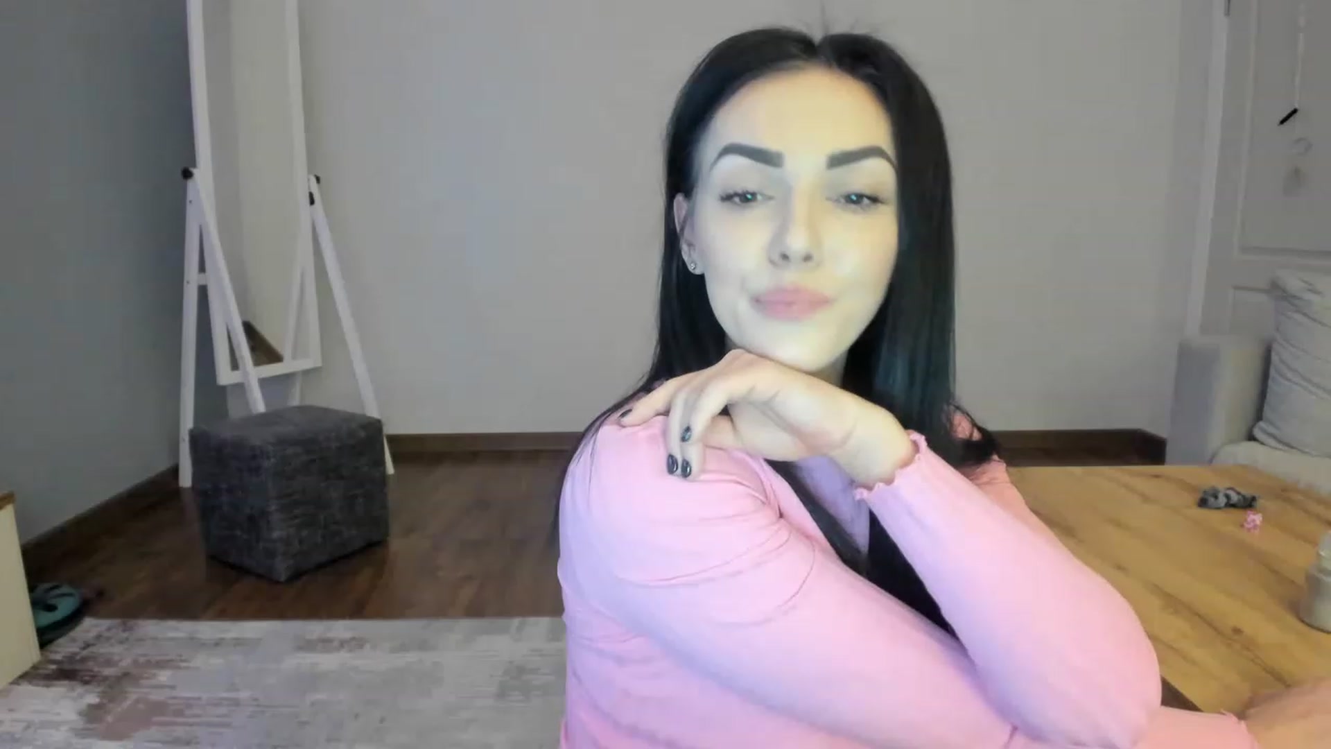 Gallery image thumbnail from MissNelly_'s myfreecams stream on, 02/23/2023, 20:20 image 5 of 20
