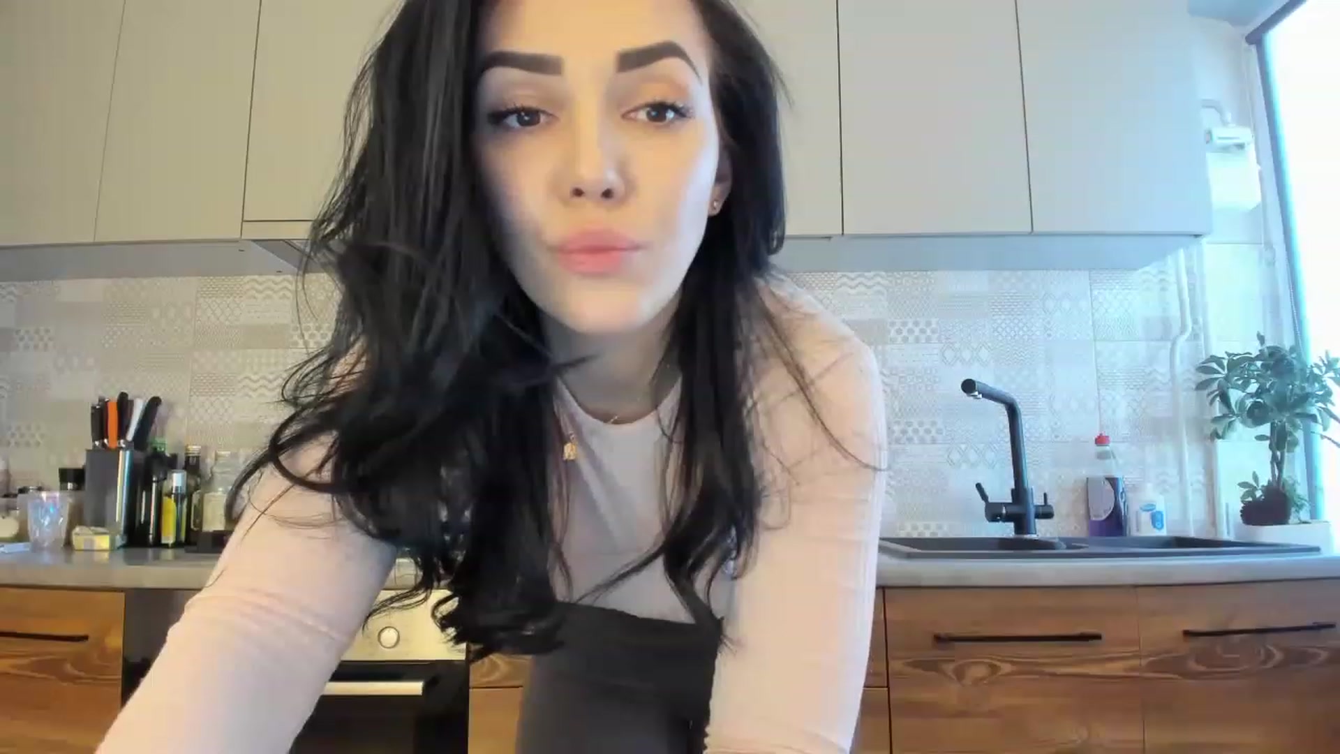 Gallery image thumbnail from MissNelly_'s myfreecams stream on, 02/28/2023, 13:12 image 12 of 20