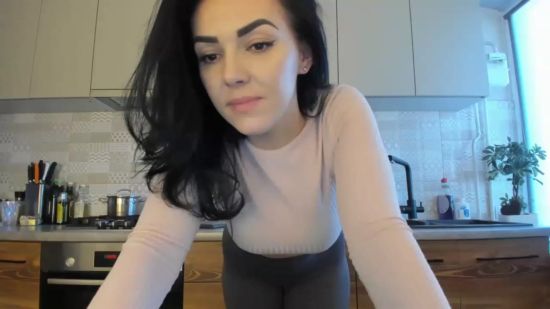 Gallery image thumbnail from MissNelly_'s myfreecams stream on, 02/28/2023, 13:12 image 1 of 20