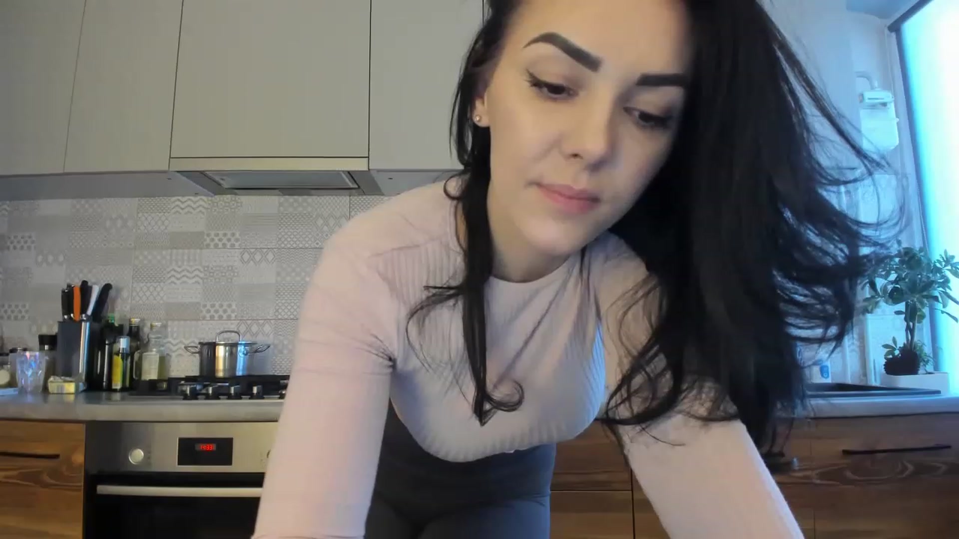 Gallery image thumbnail from MissNelly_'s myfreecams stream on, 02/28/2023, 13:12 image 5 of 20
