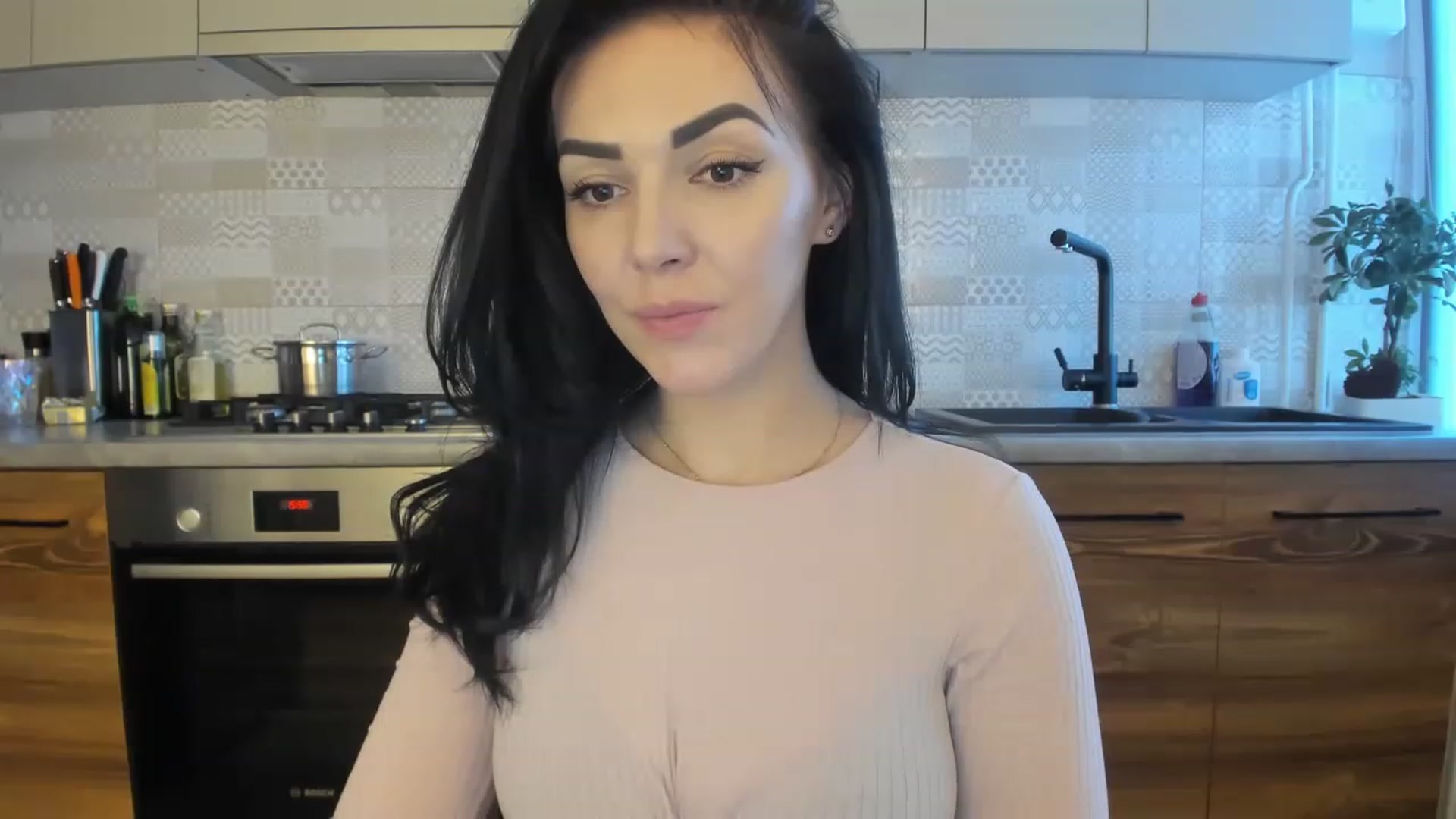 Gallery image thumbnail from MissNelly_'s myfreecams stream on, 02/28/2023, 14:03 image 17 of 20
