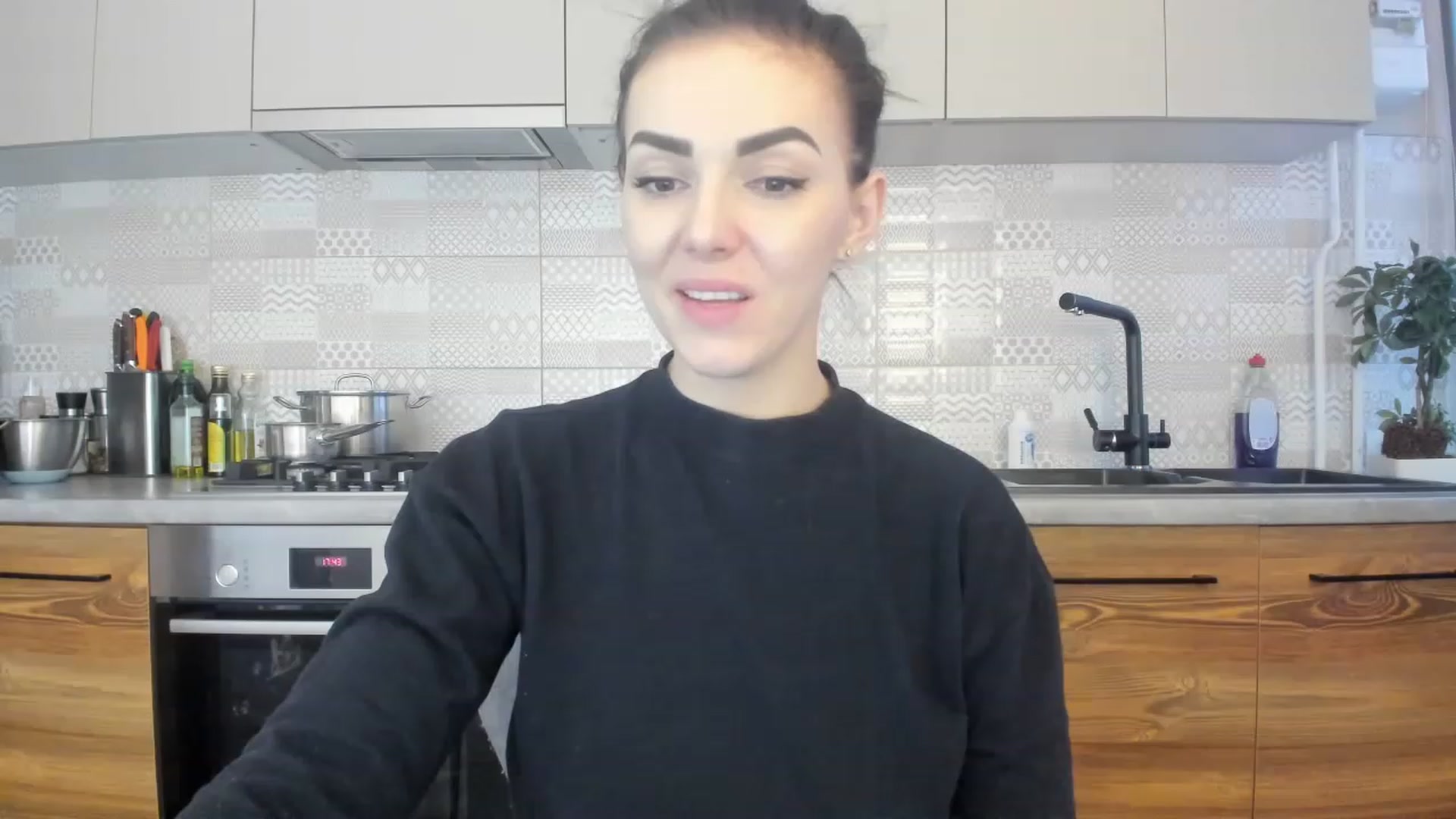 Gallery image thumbnail from MissNelly_'s myfreecams stream on, 03/04/2023, 15:53 image 14 of 20