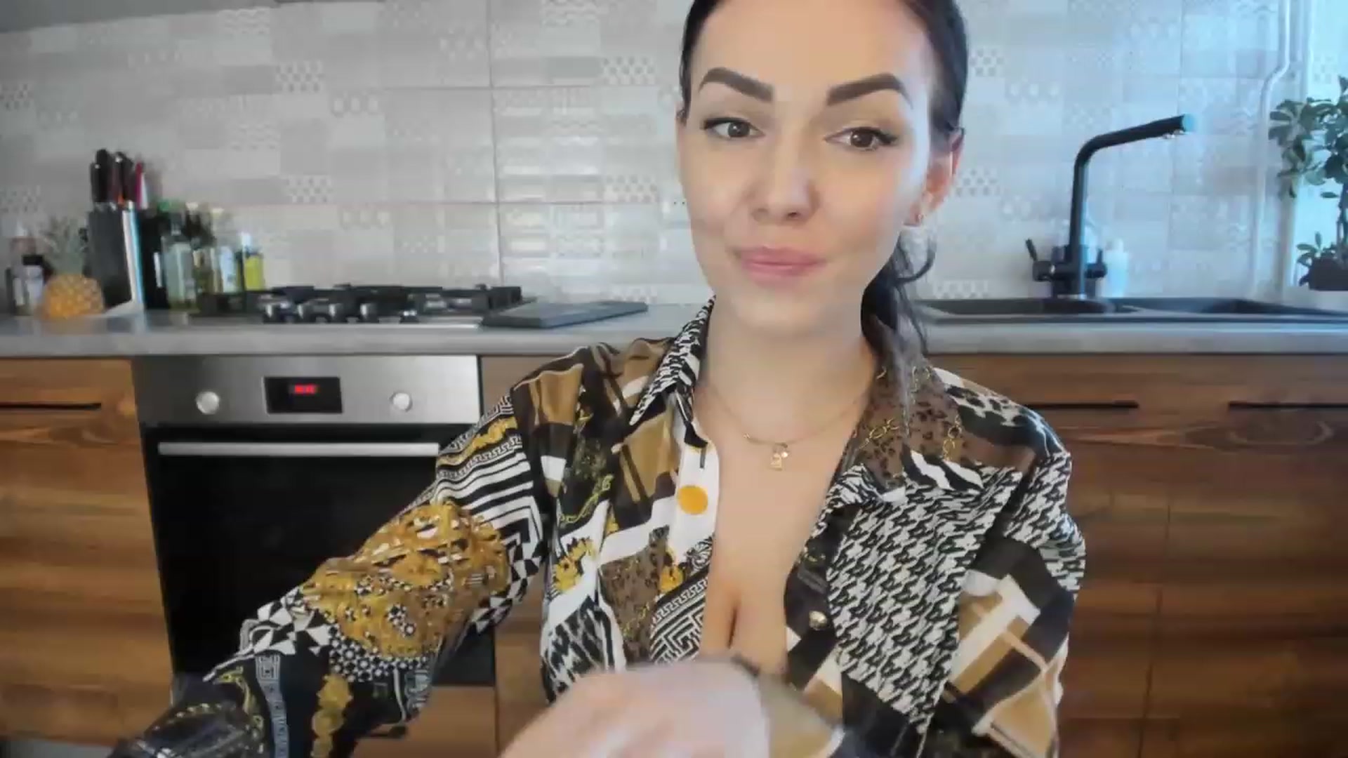 Gallery image thumbnail from MissNelly_'s myfreecams stream on, 03/05/2023, 13:09 image 7 of 20