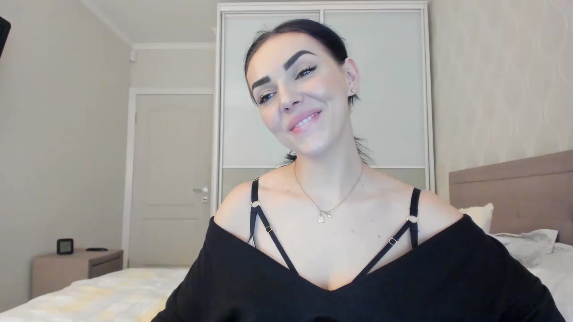 Gallery image thumbnail from MissNelly_'s myfreecams stream on, 03/07/2023, 19:13 image 3 of 20
