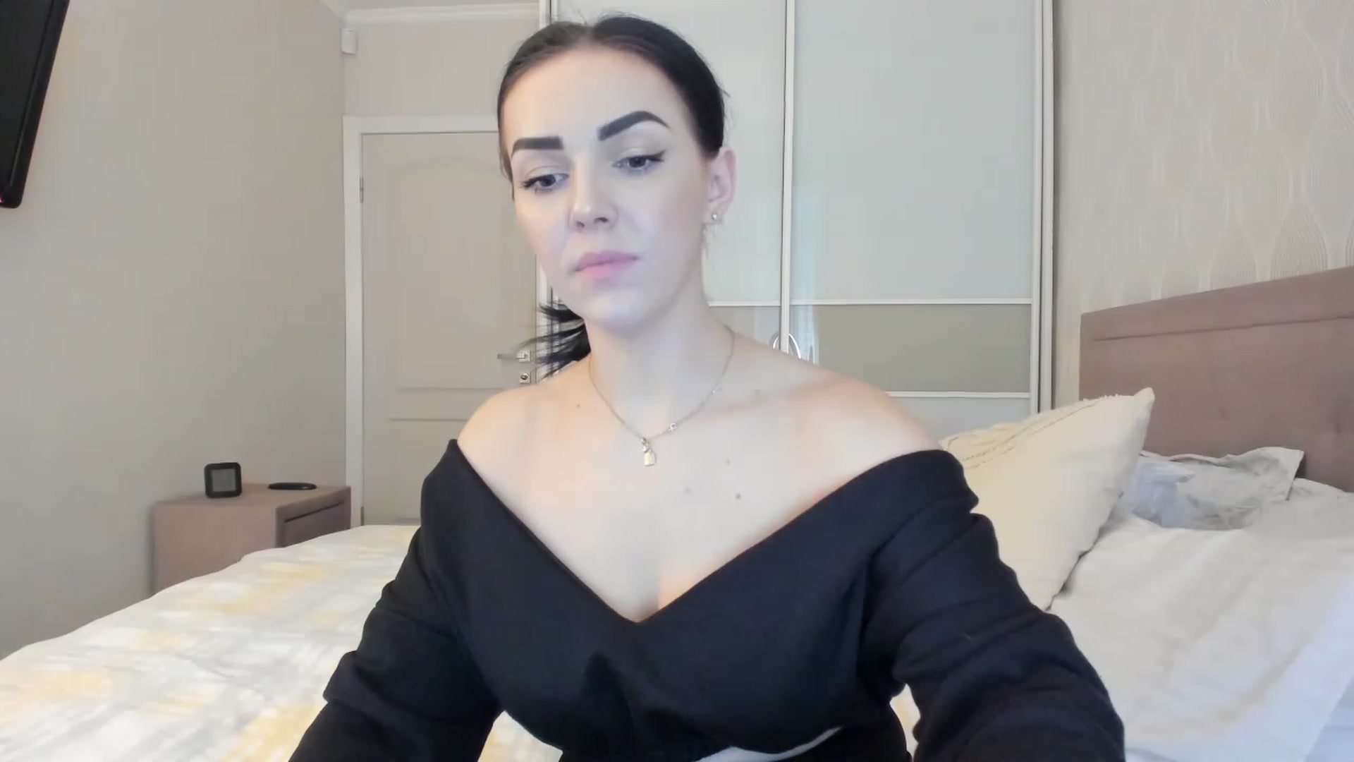 Gallery image thumbnail from MissNelly_'s myfreecams stream on, 03/07/2023, 19:13 image 12 of 20