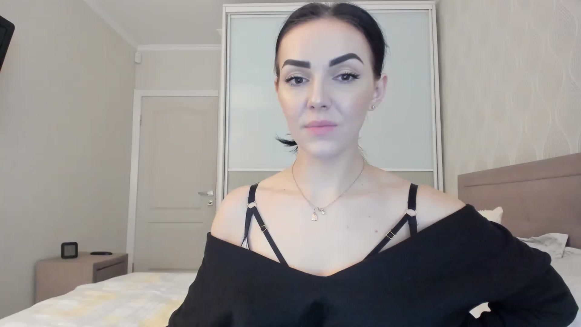 Gallery image thumbnail from MissNelly_'s myfreecams stream on, 03/07/2023, 19:13 image 4 of 20