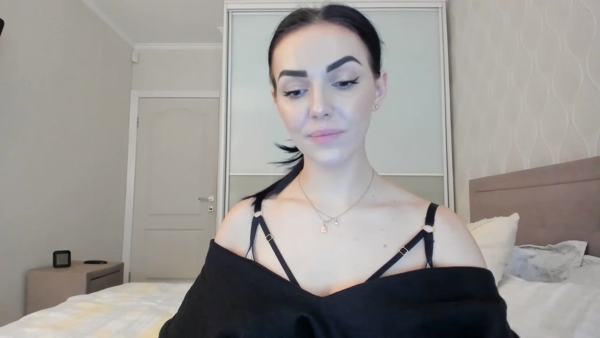 Gallery image thumbnail from MissNelly_'s myfreecams stream on, 03/07/2023, 19:13 image 5 of 20