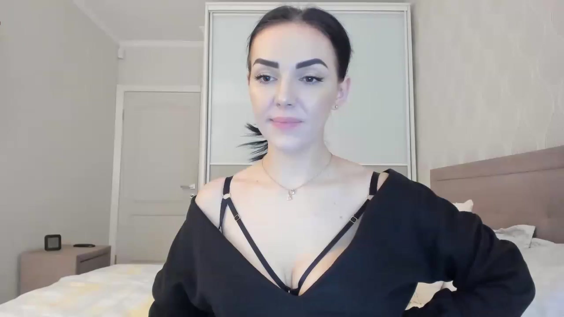 Gallery image thumbnail from MissNelly_'s myfreecams stream on, 03/07/2023, 19:13 image 1 of 20